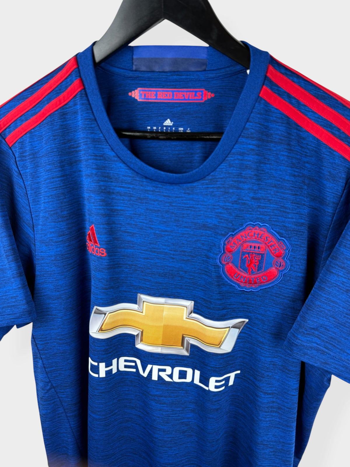 MAILLOT EXTÉRIEUR DE MANCHESTER UNITED 2016-17 MATA N°8 L