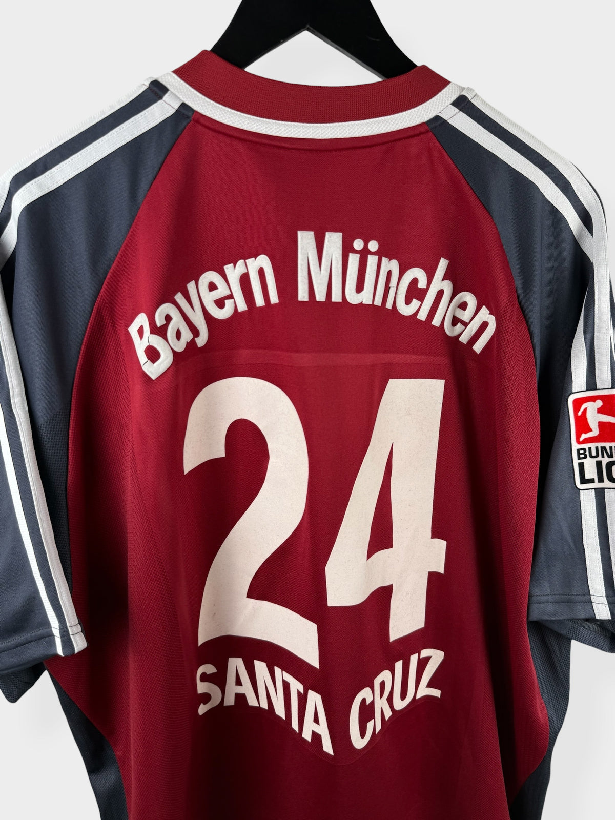 2001-02 BAYERN MUNICH THUISSHIRT SANTA CRUZ #24 XXL