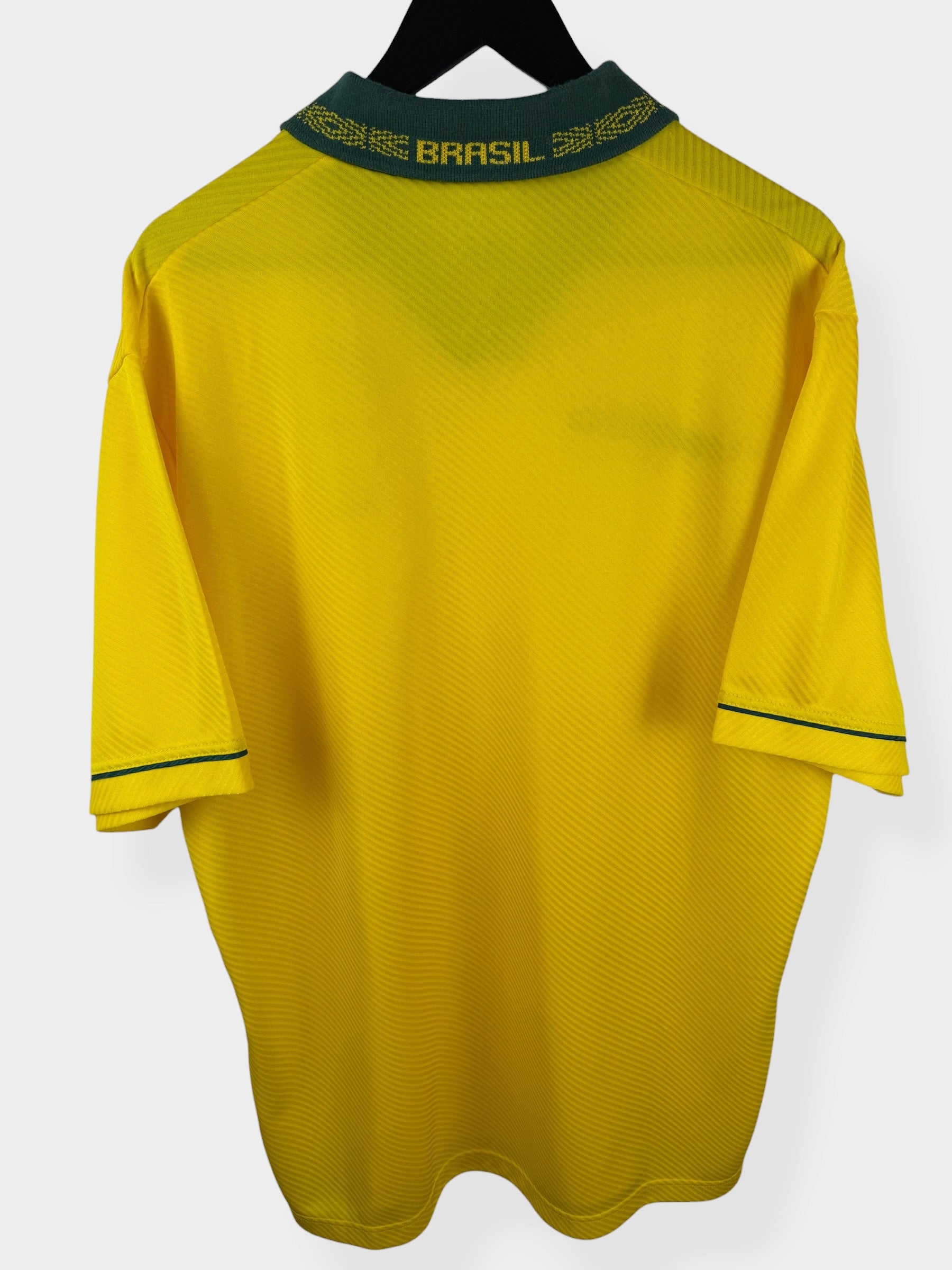 1993-94 BRAZIL HOME SHIRT XL