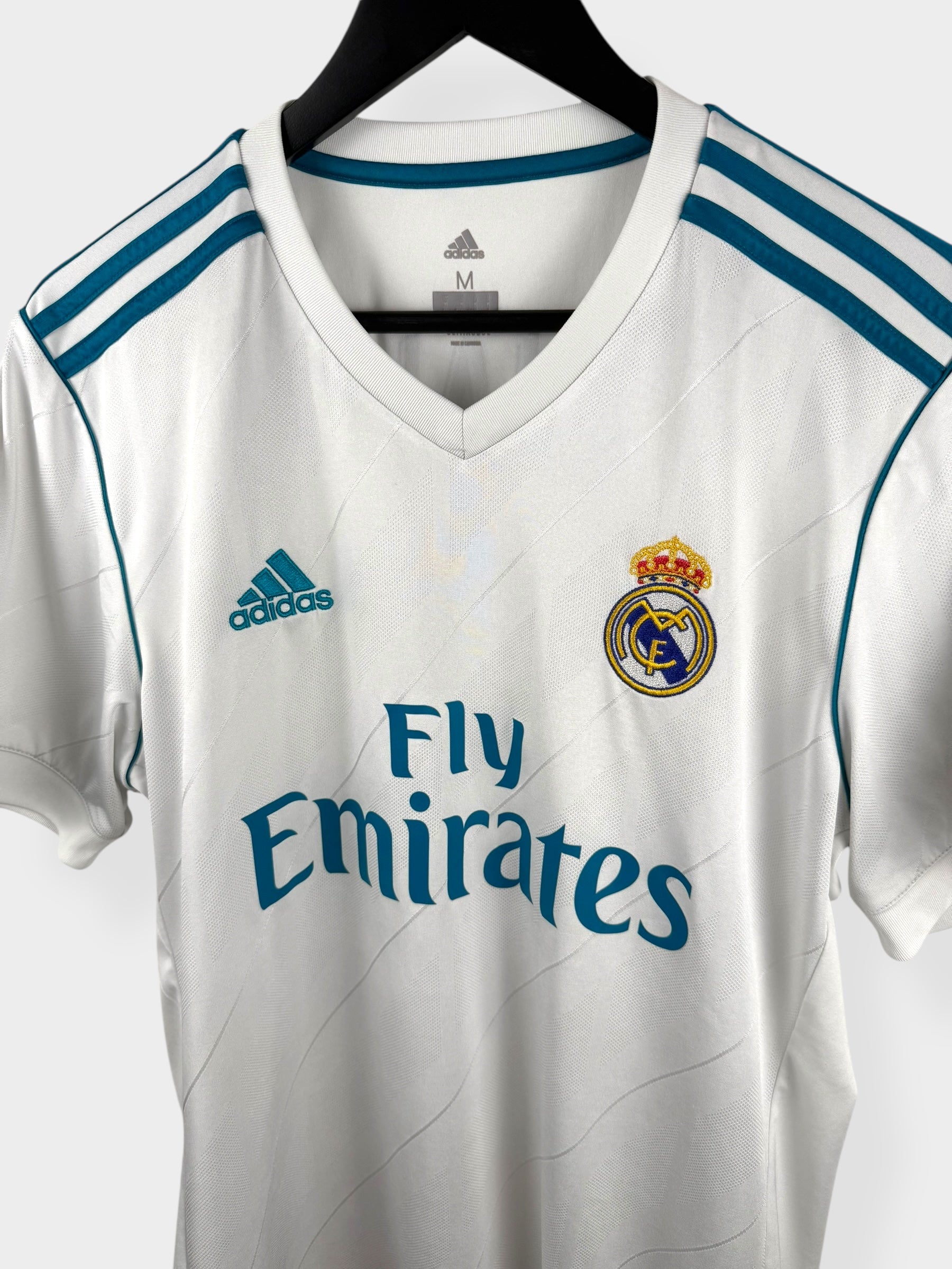 2017-18 REAL MADRID HOME SHIRT RONALDO #7 M - Authentic Football Club