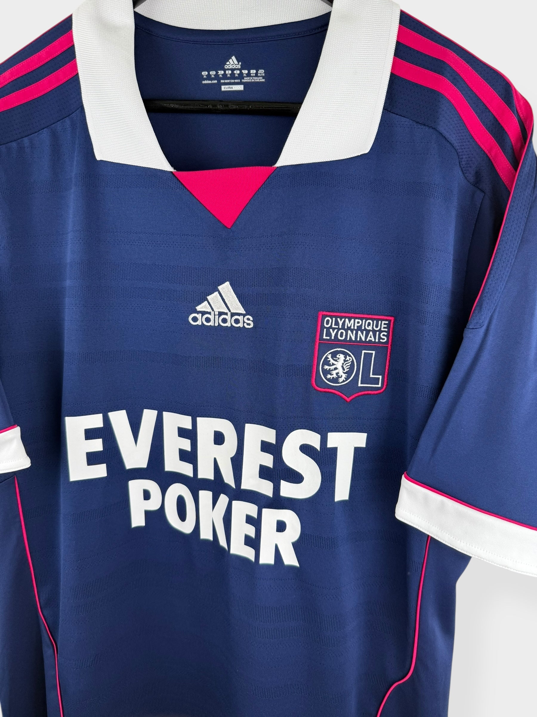 2011-12 OLYMPIQUE LYON AWAY SHIRT XL