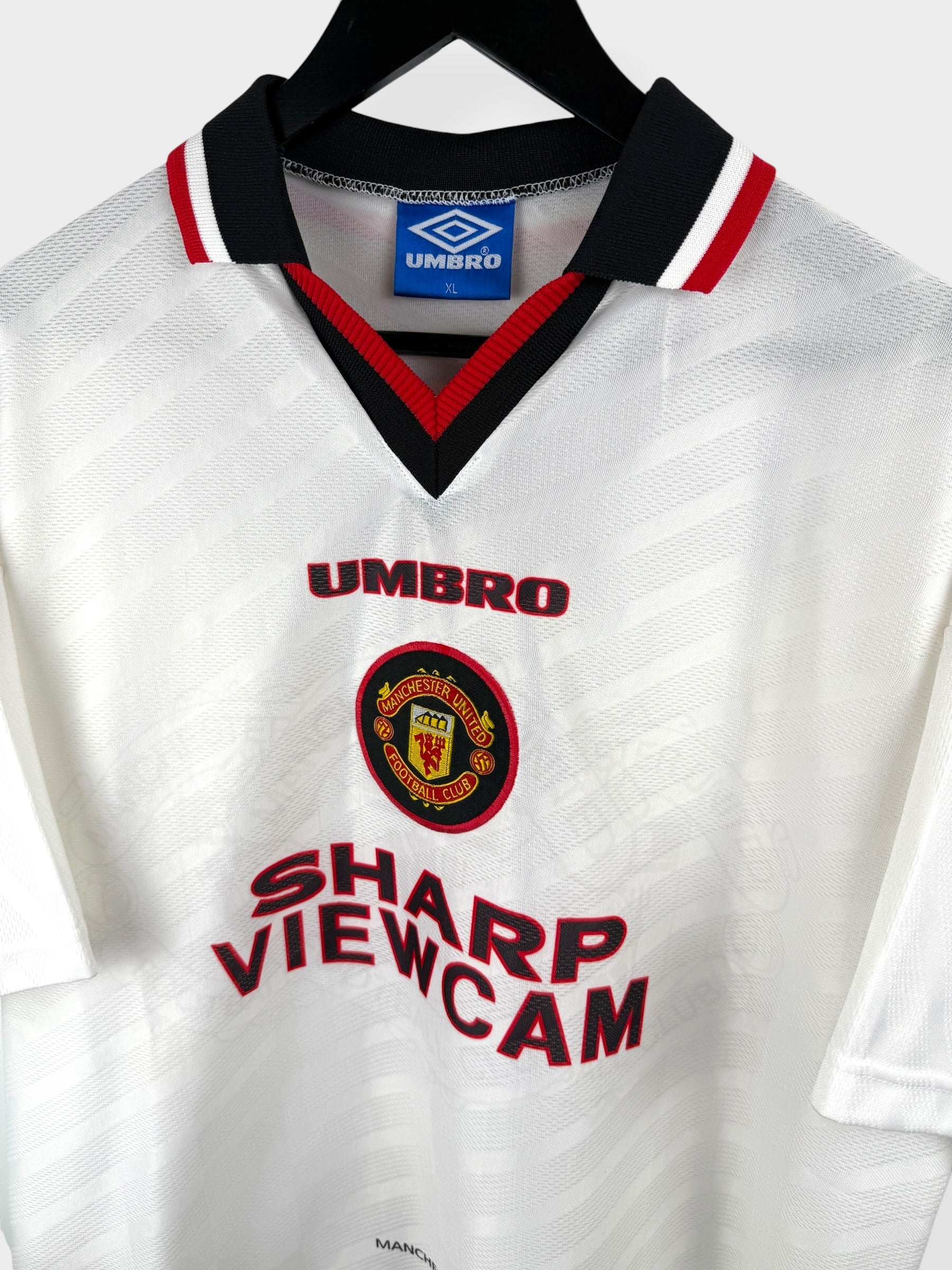 MAILLOT EXTÉRIEUR MANCHESTER UNITED 1996-97 CANTONA #7 XL
