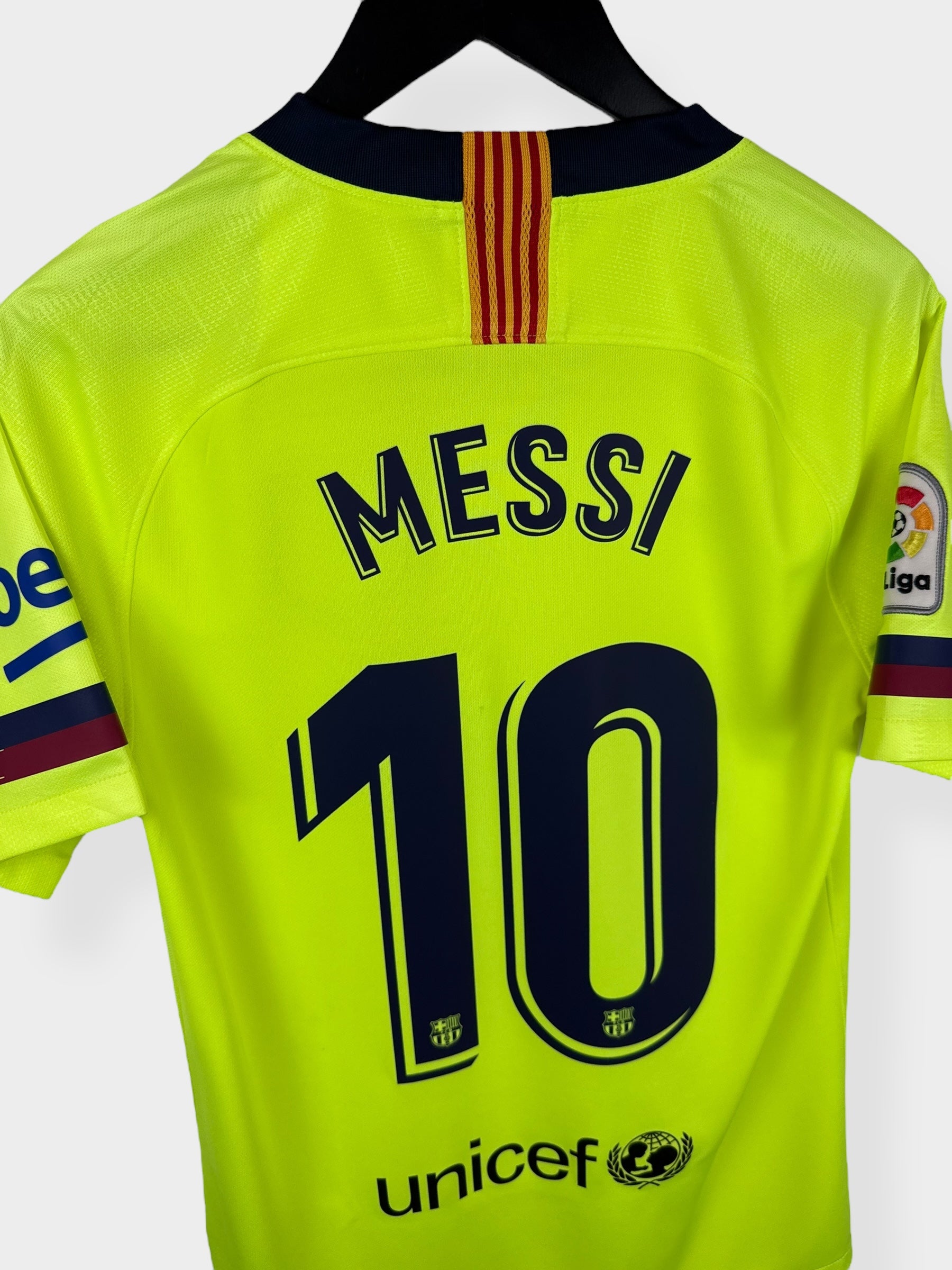 2018-19 BARCELONA AWAY SHIRT MESSI #10 S - Authentic Football Club