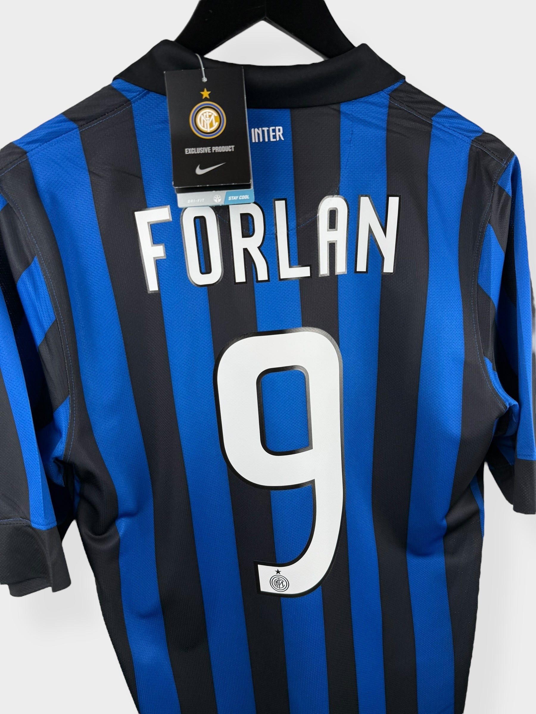 2011-12 INTER MILAN THUISSHIRT FORLAN #9 S