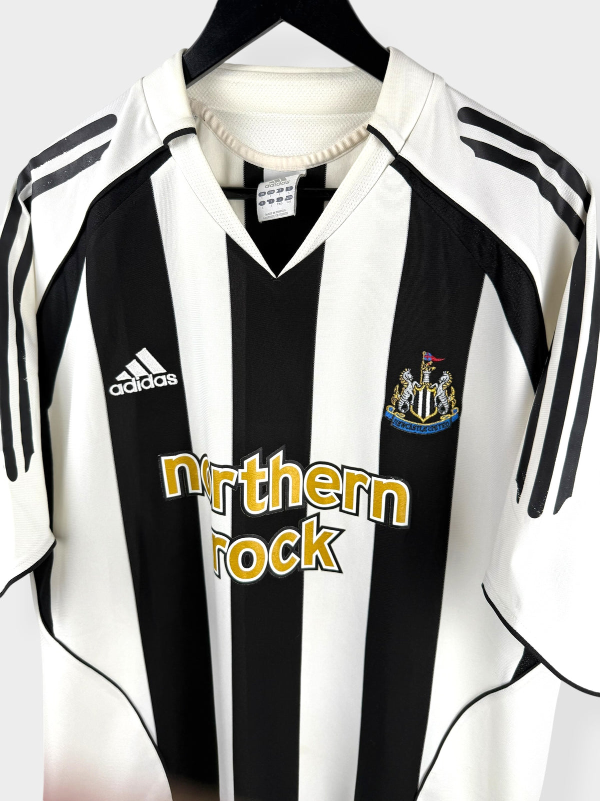 2005-07 NEWCASTLE UNITED HEIMTRIKOT L
