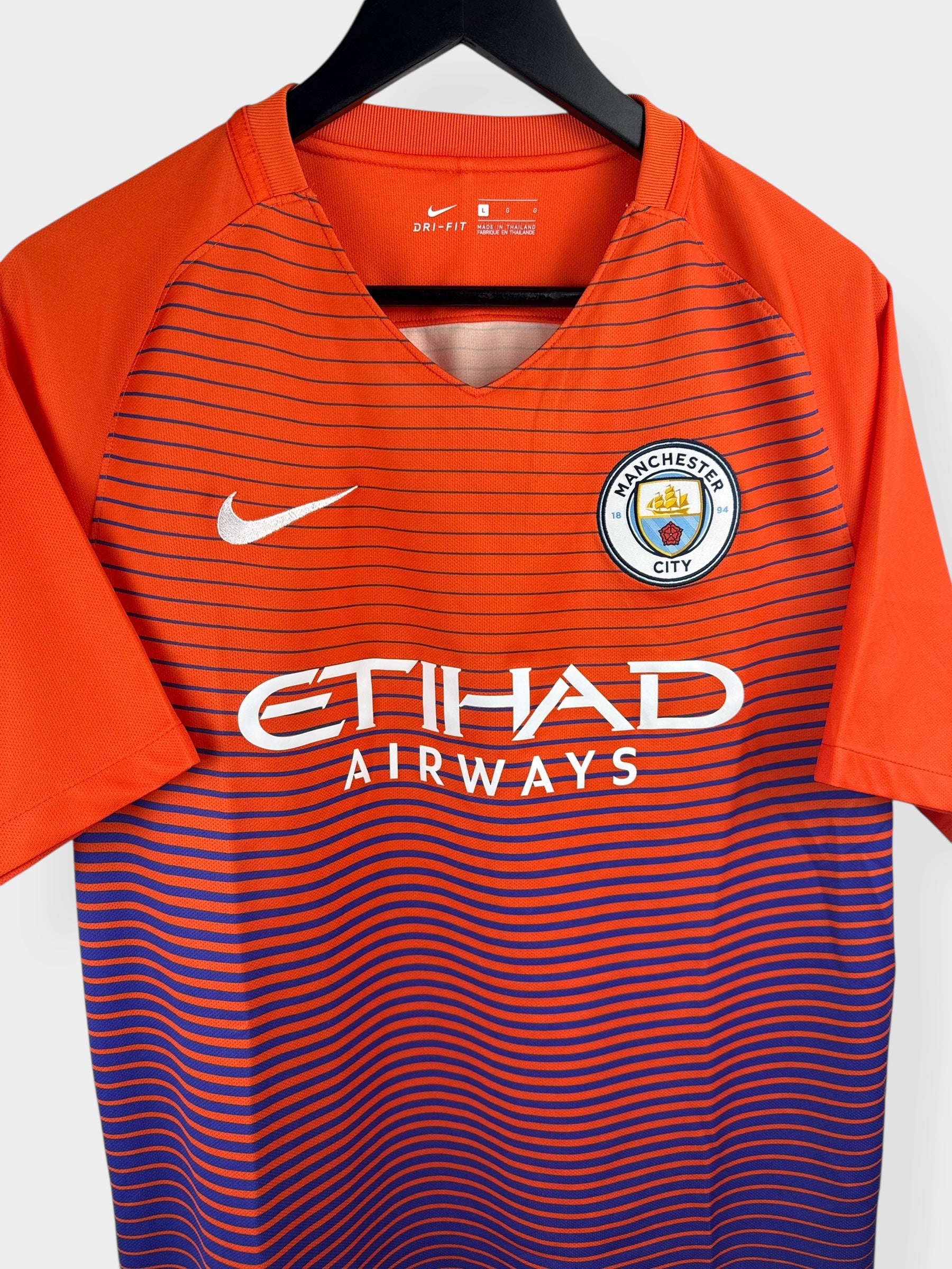 2016-17 MANCHESTER CITY THIRD SHIRT L - Authentic Football Club