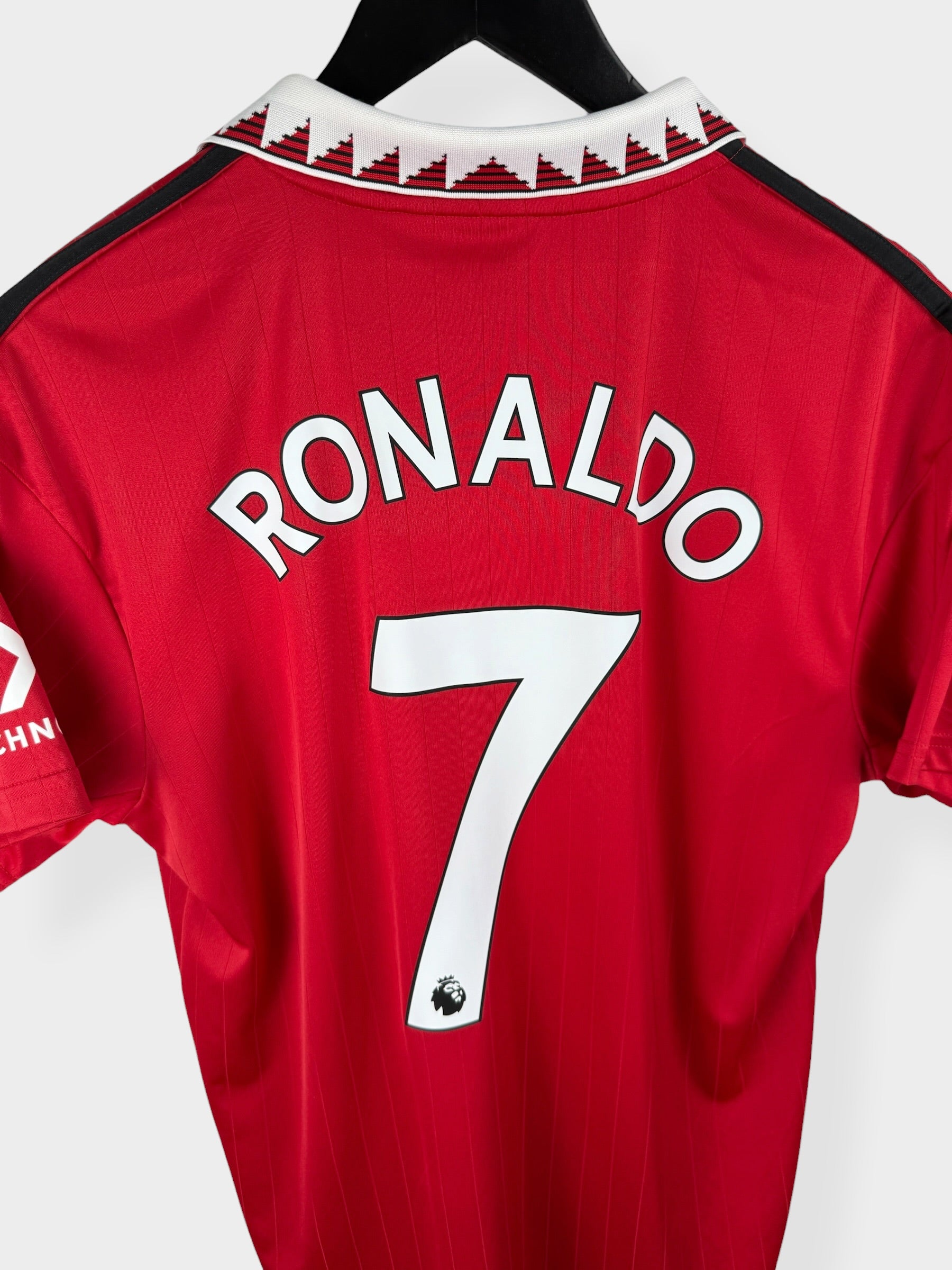 2022-23 MANCHESTER UNITED HOME SHIRT RONALDO #7 M