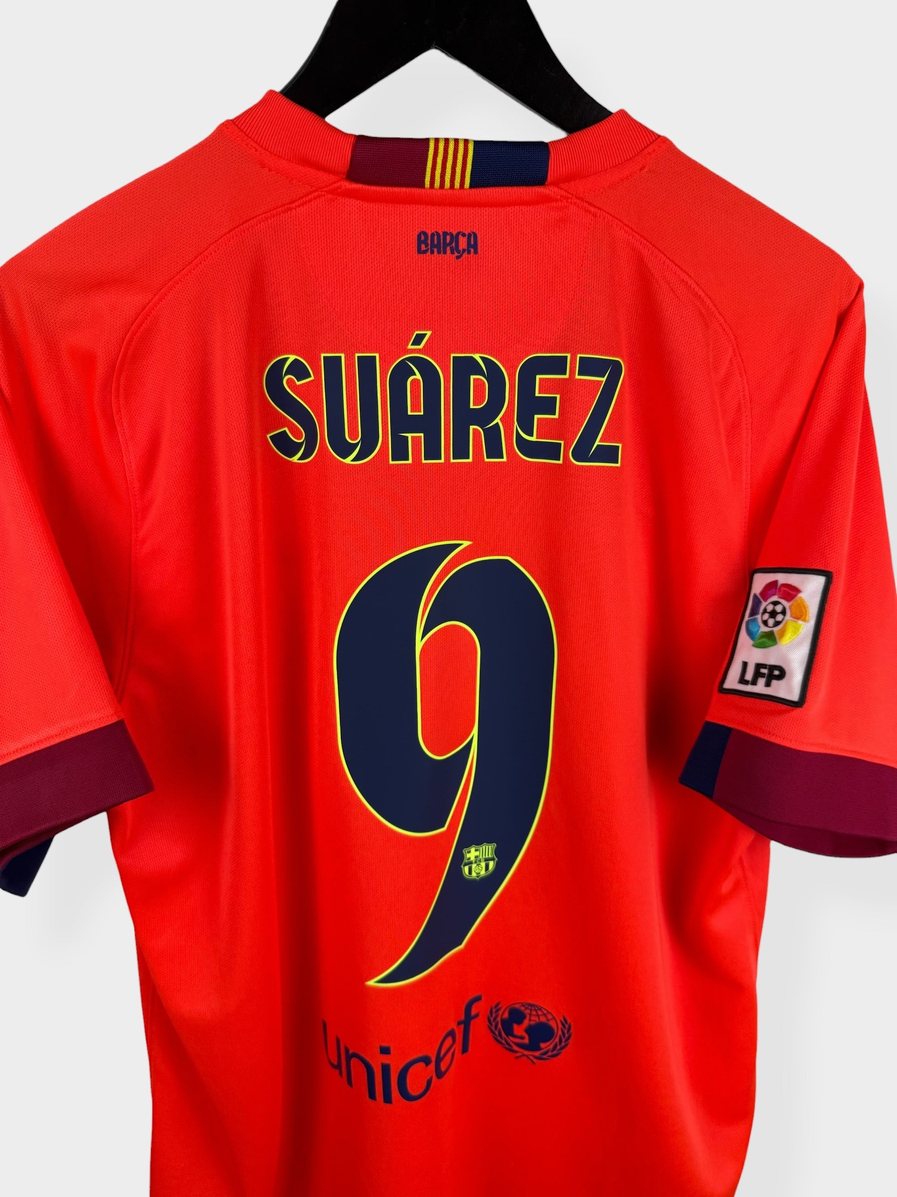 2014-15 BARCELONA AWAY SHIRT SUAREZ #9 L