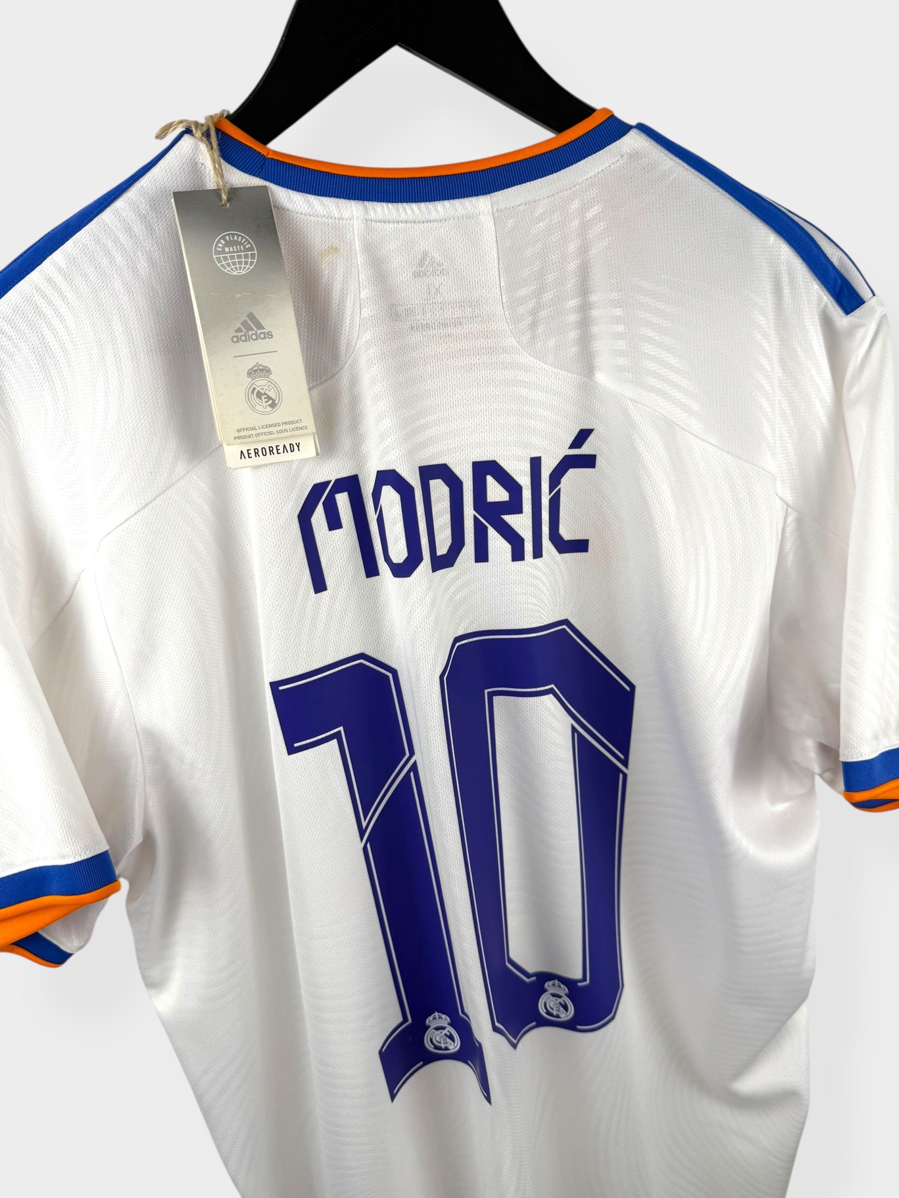 2021-22 REAL MADRID HOME SHIRT MODRIC #10 XL - Authentic Football Club