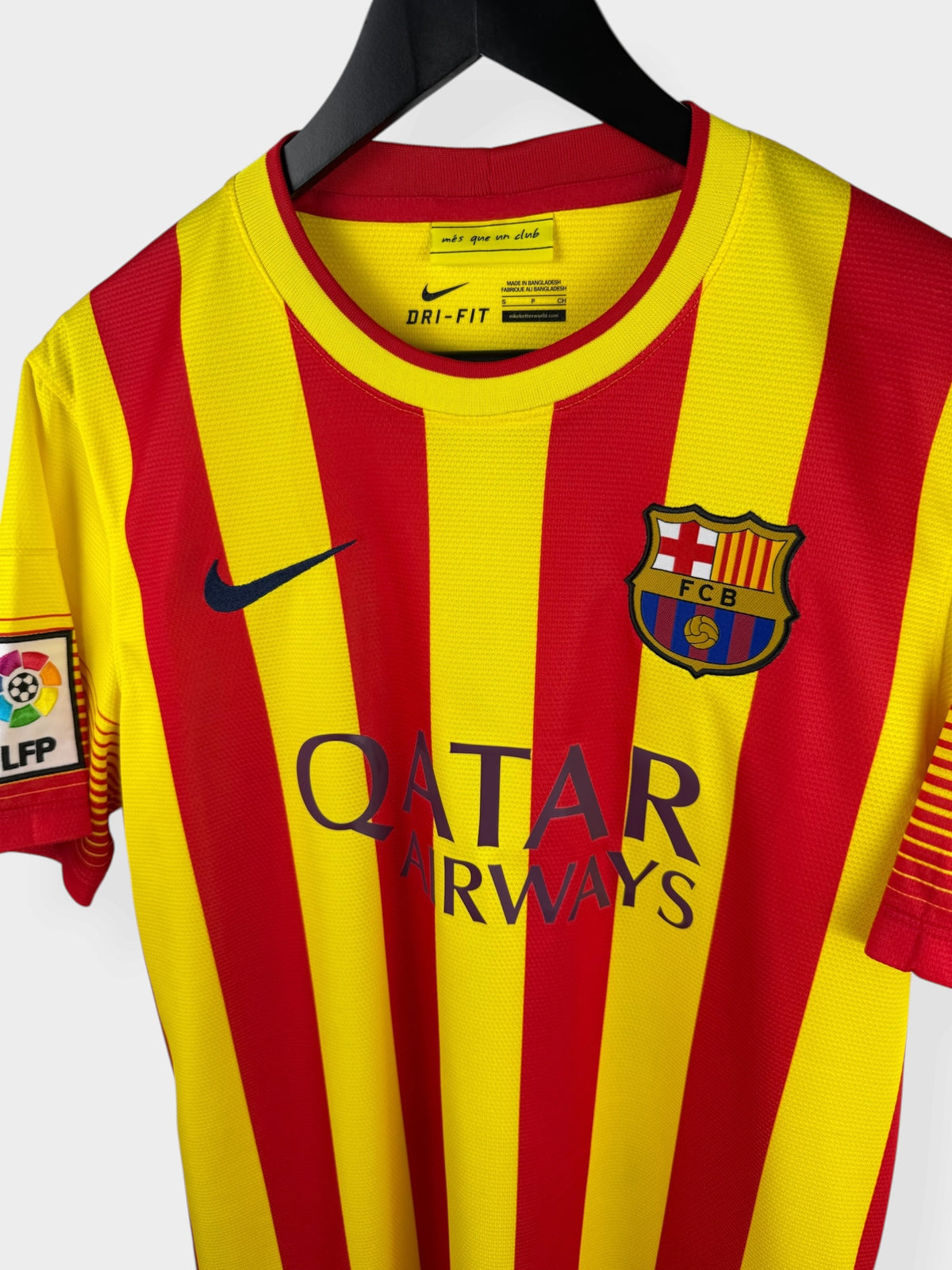 2013-14 BARCELONA AWAY SHIRT MESSI #10 S - Authentic Football Club