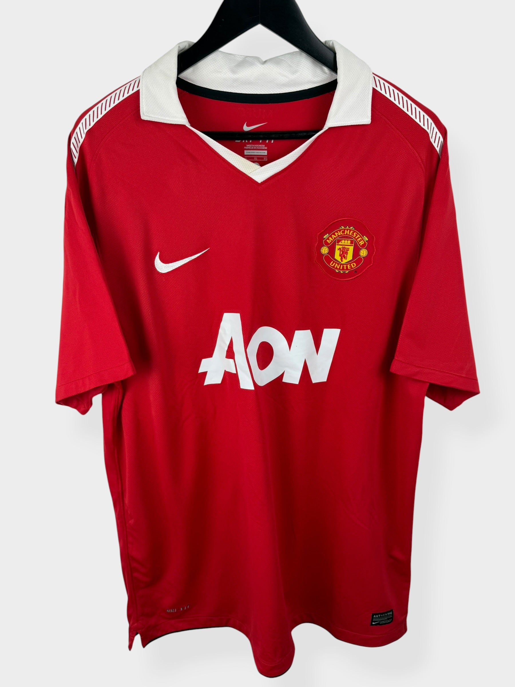 2010-11 MANCHESTER UNITED HOME SHIRT BERBATOV #9 XL