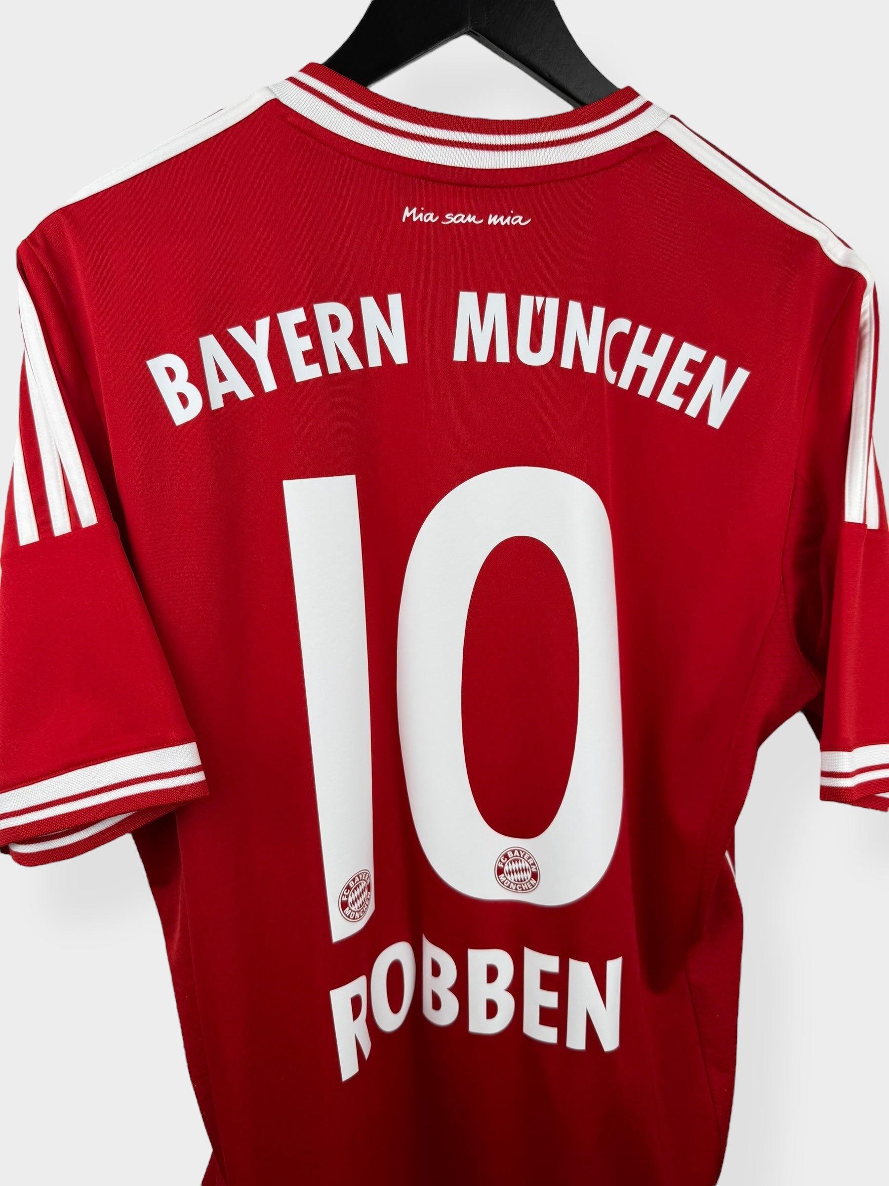 2013-14 BAYERN MÜNCHEN THUISSHIRT ROBBEN #10 M