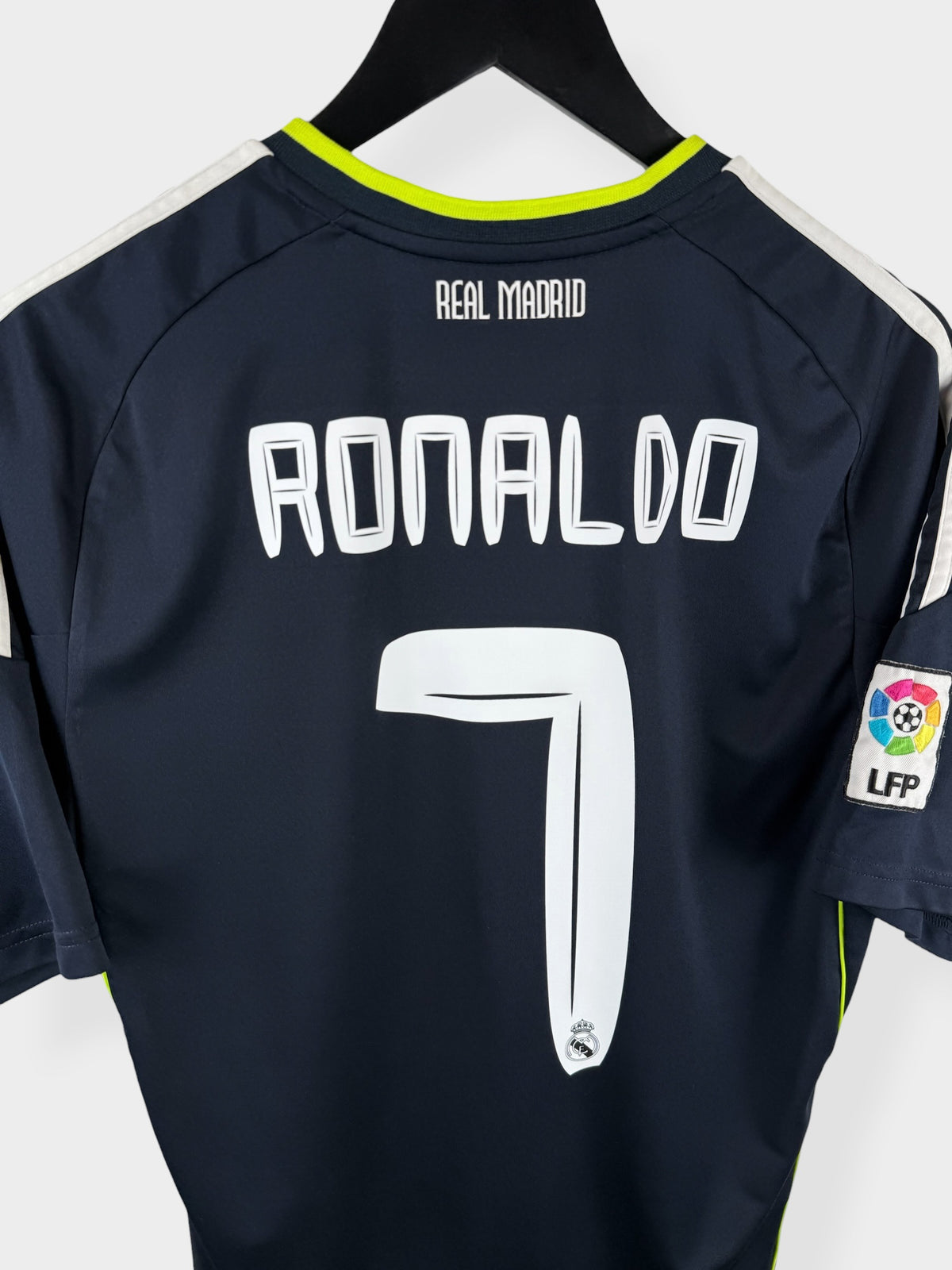 2010-11 REAL MADRID AWAY SHIRT RONALDO #7 M