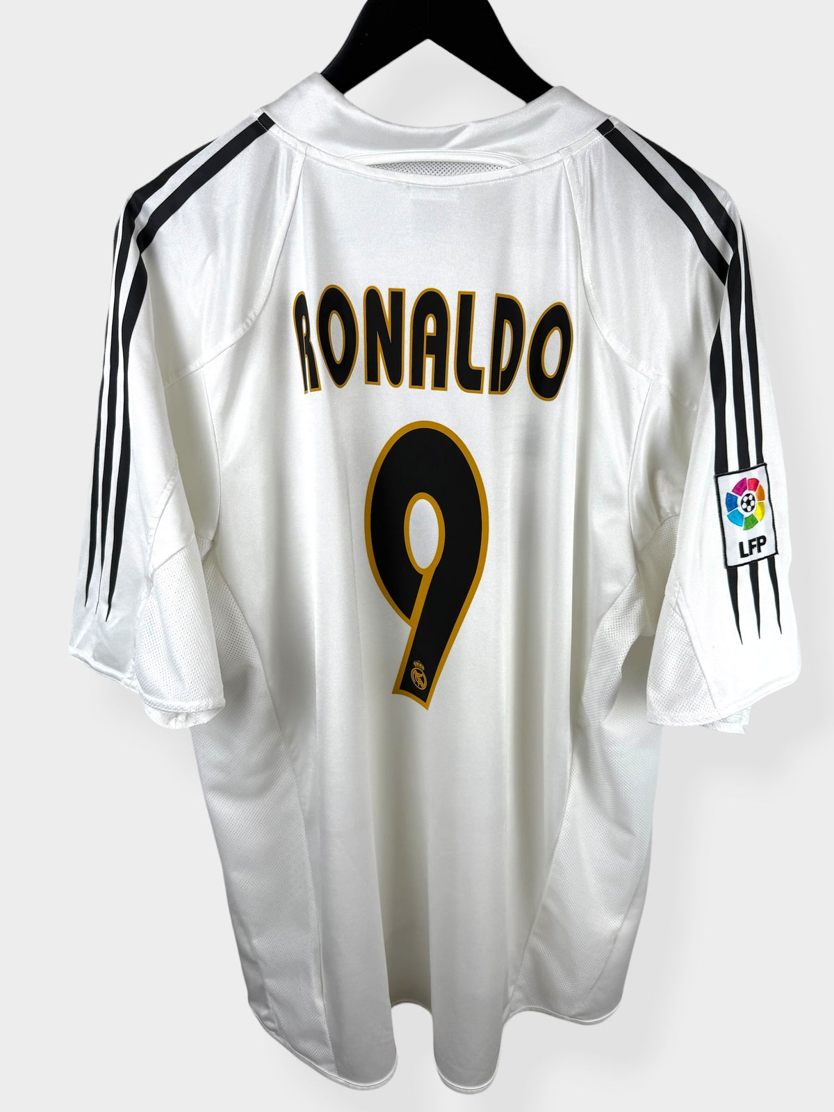 2004-05 REAL MADRID HOME SHIRT RONALDO #9 XL