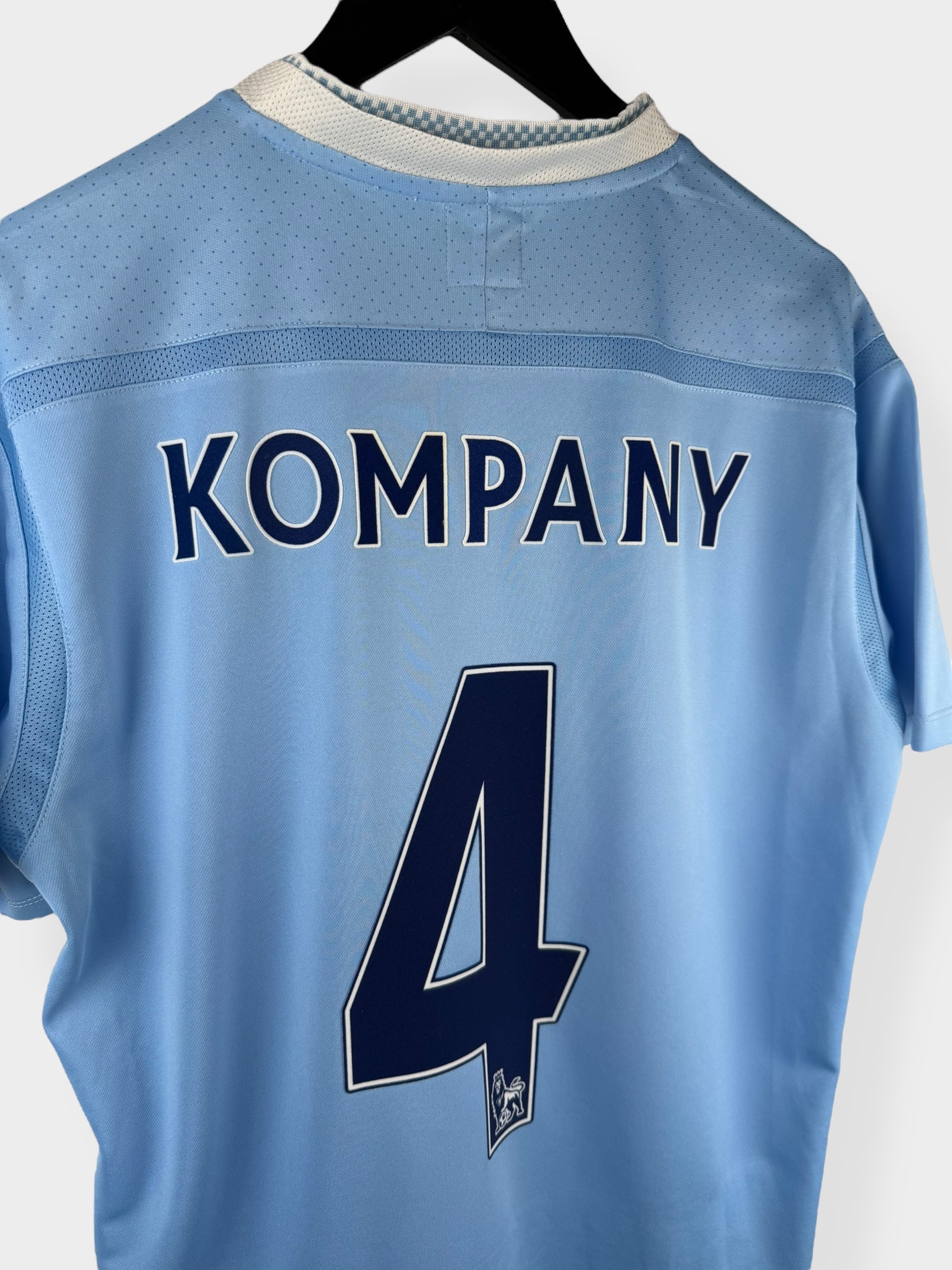 2011-12 MANCHESTER CITY HOME SHIRT KOMPANY #4 XL