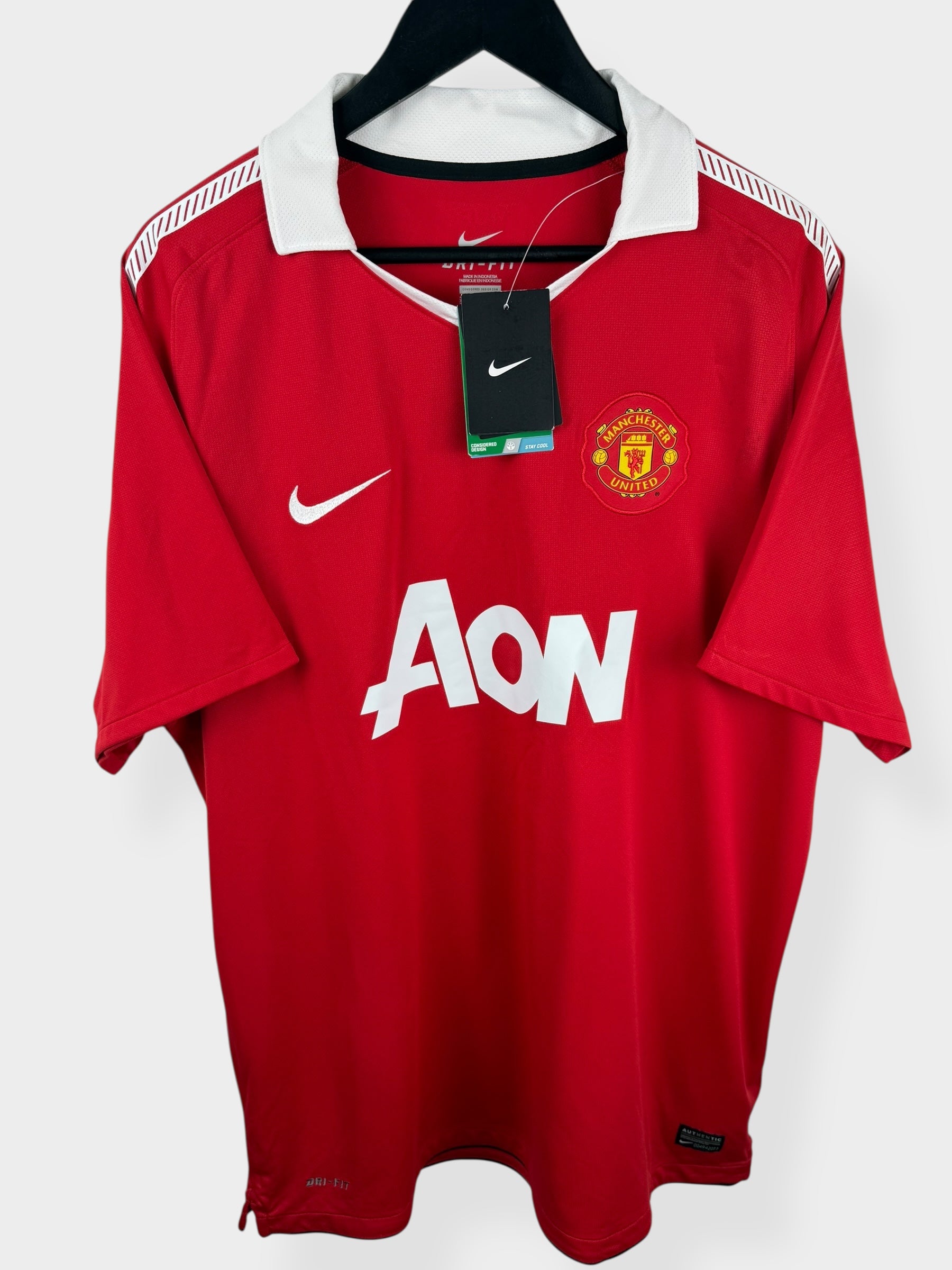 2010-11 MANCHESTER UNITED HOME SHIRT VIDIC #15 XL - Authentic Football Club