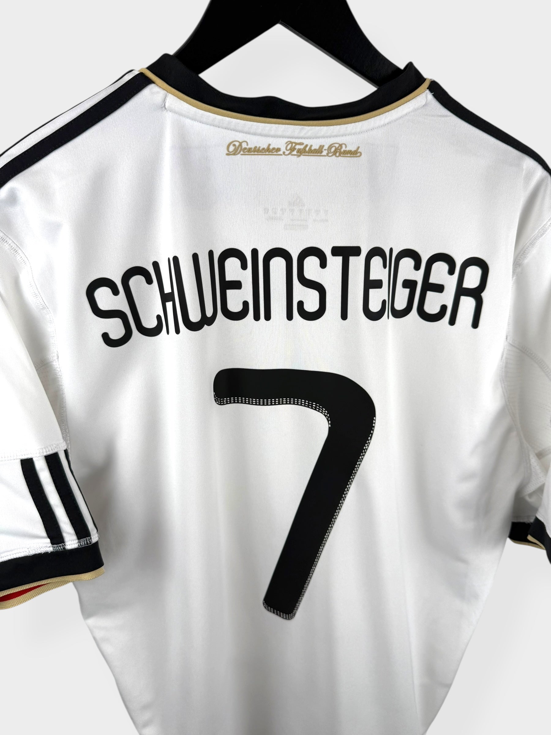 2010-11 GERMANY HOME SHIRT SCHWEINSTEIGER #7 L - Authentic Football Club
