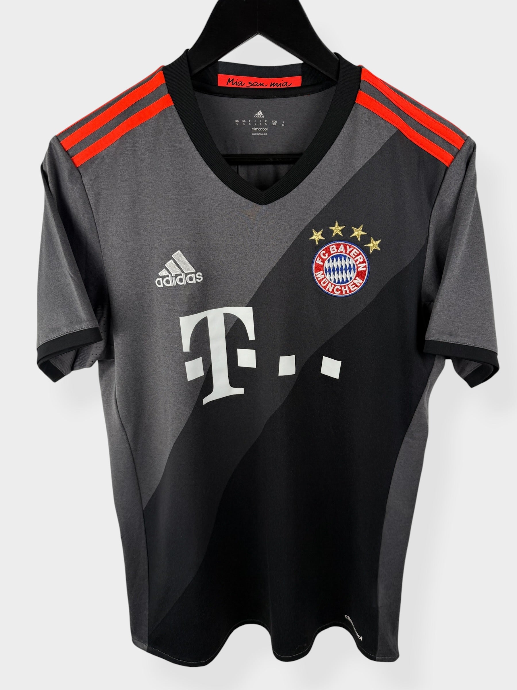 2016-17 BAYERN MUNICH AWAY SHIRT S