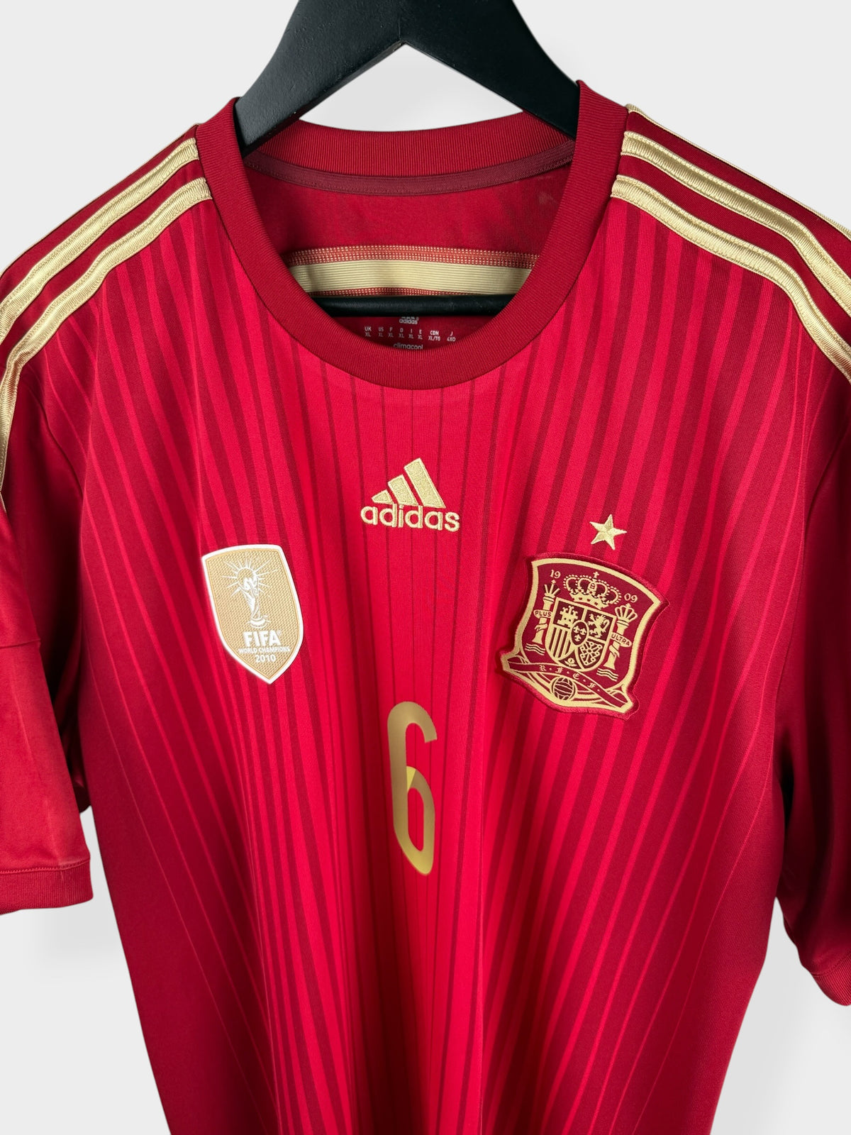 2014-15 SPAIN HOME SHIRT INIESTA #6 XL