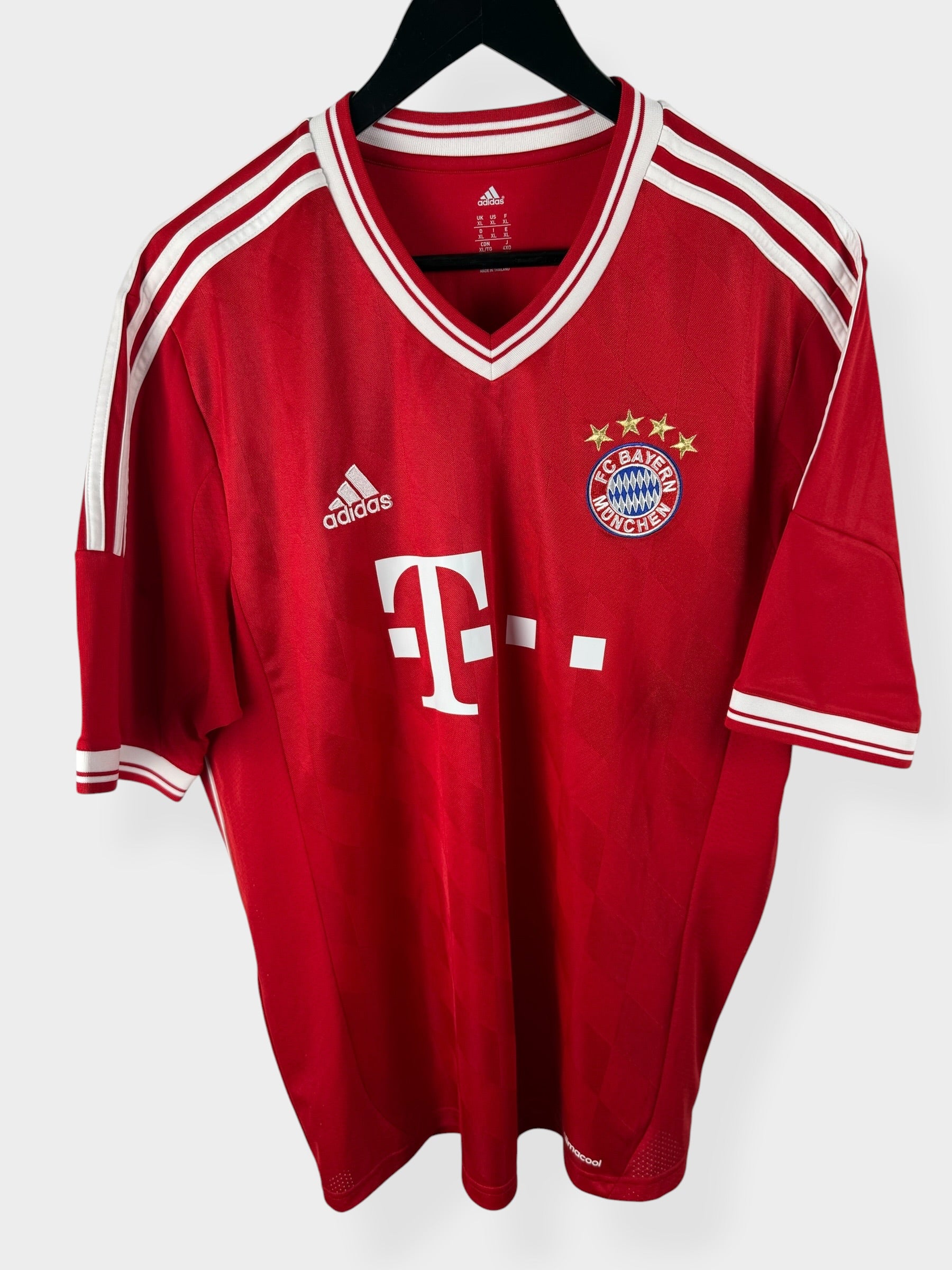 2013-14 BAYERN MUNICH HOME SHIRT ROBBEN #10 XL