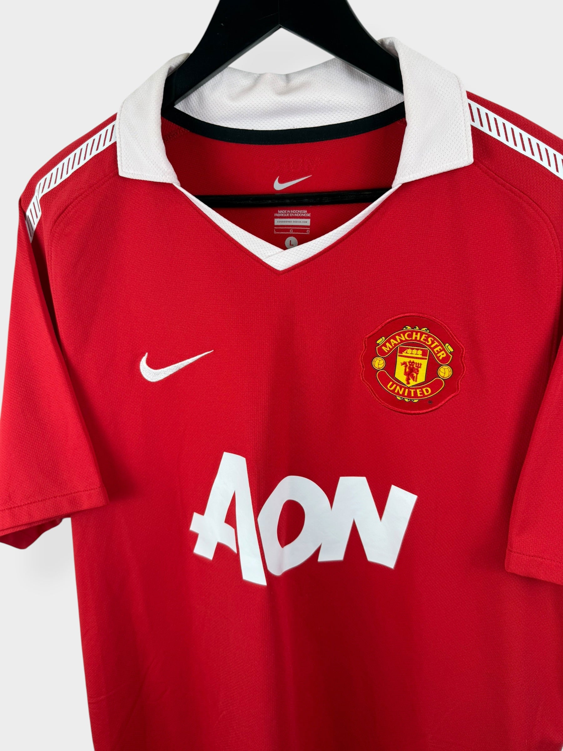 2010-11 MANCHESTER UNITED HOME SHIRT NANI #17 L