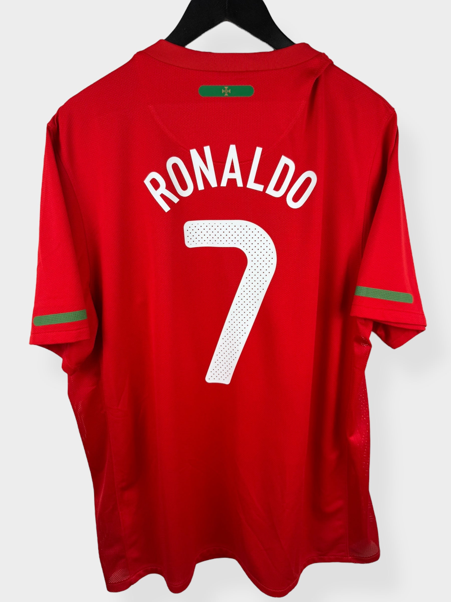 2010-11 PORTUGAL THUISSHIRT RONALDO #7 XL
