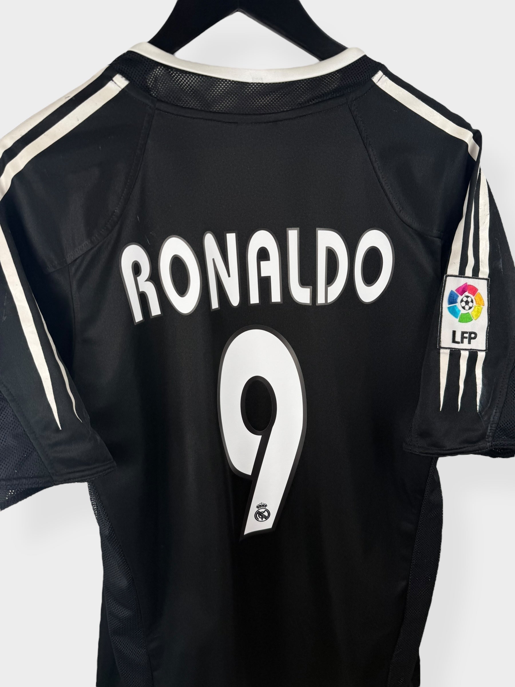 2004-05 REAL MADRID AWAY SHIRT RONALDO #9 M - Authentic Football Club