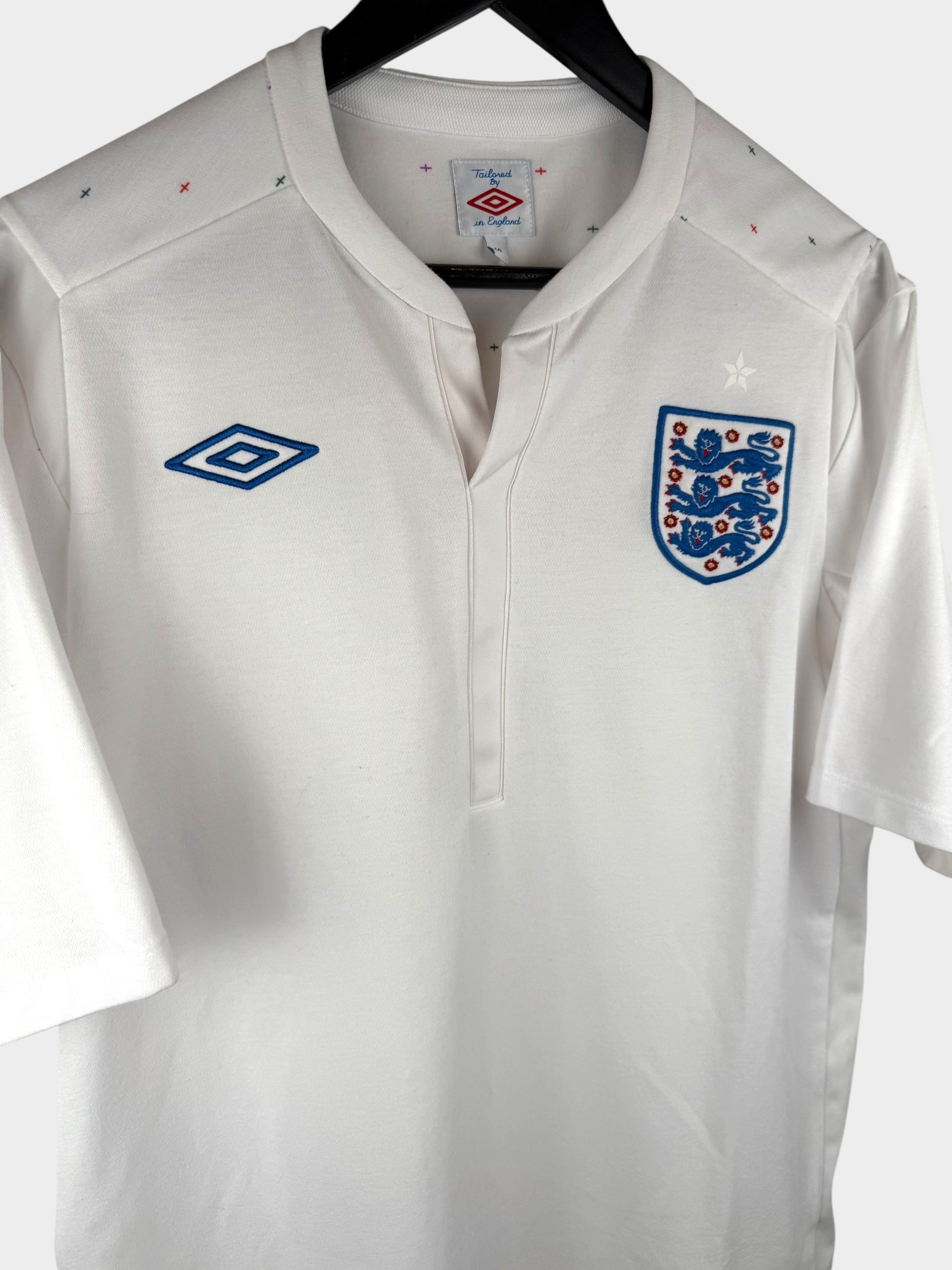 2010-11 ENGELAND THUISSHIRT M