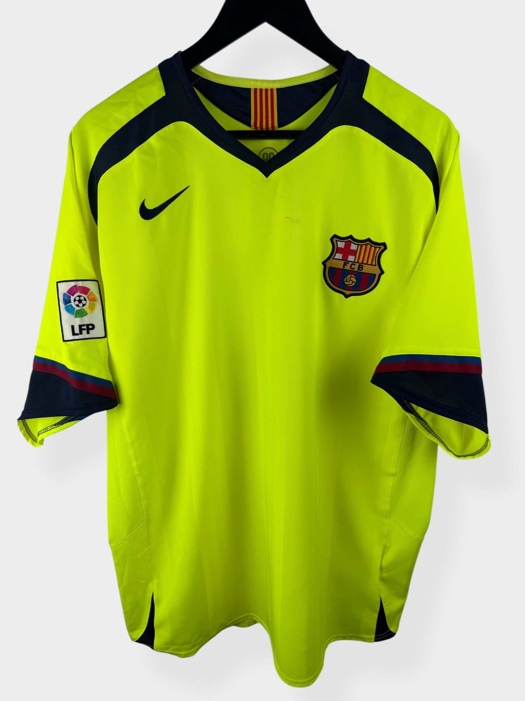 2005-06 BARCELONA AWAY SHIRT RONALDINHO #10 XL - Authentic Football Club