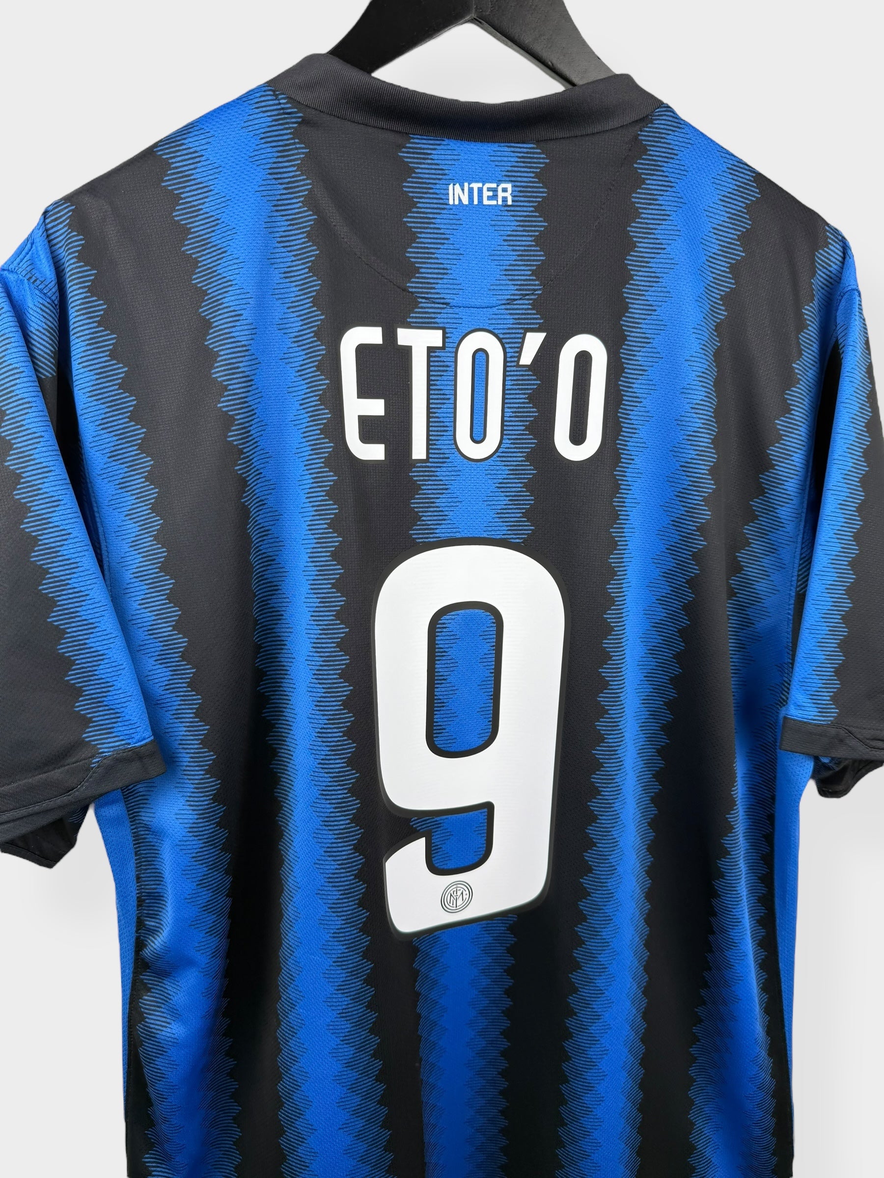 2010-11 INTER MILAN HOME SHIRT ETO'O #9 XL
