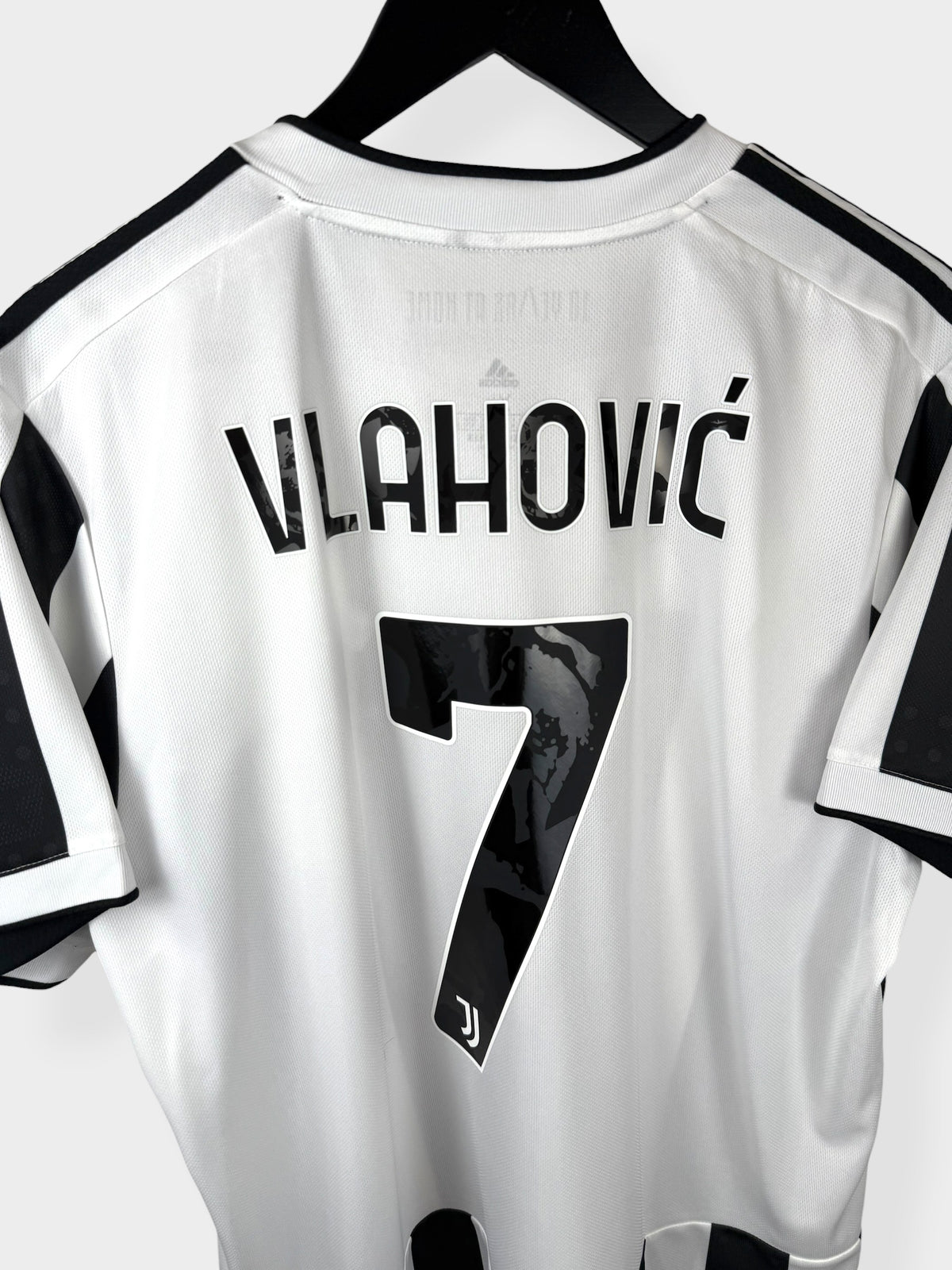 2021-22 JUVENTUS HEIMTRIKOT VLAHOVIC #7 XL