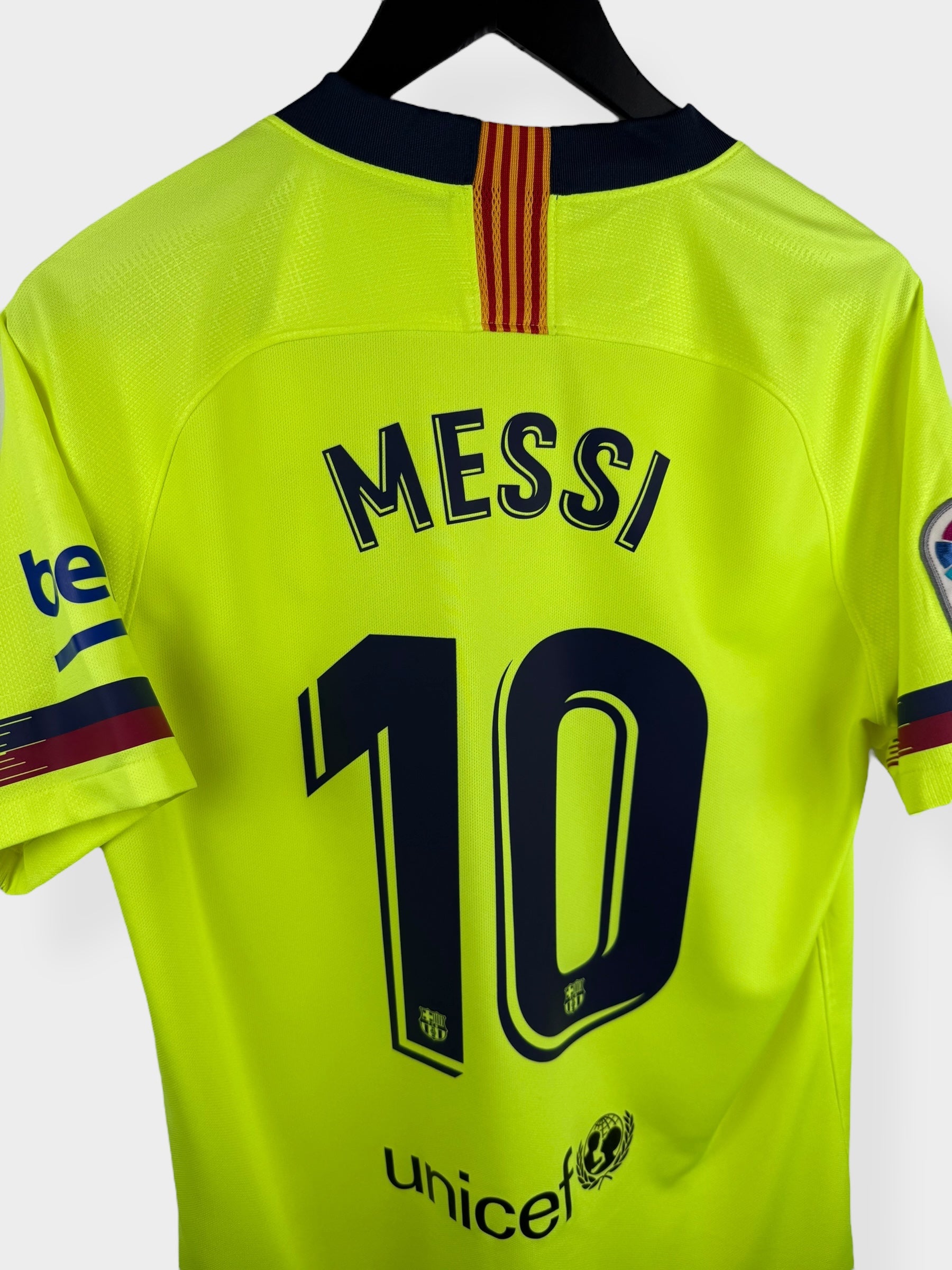 2018-19 BARCELONA AWAY SHIRT MESSI #10 M - Authentic Football Club