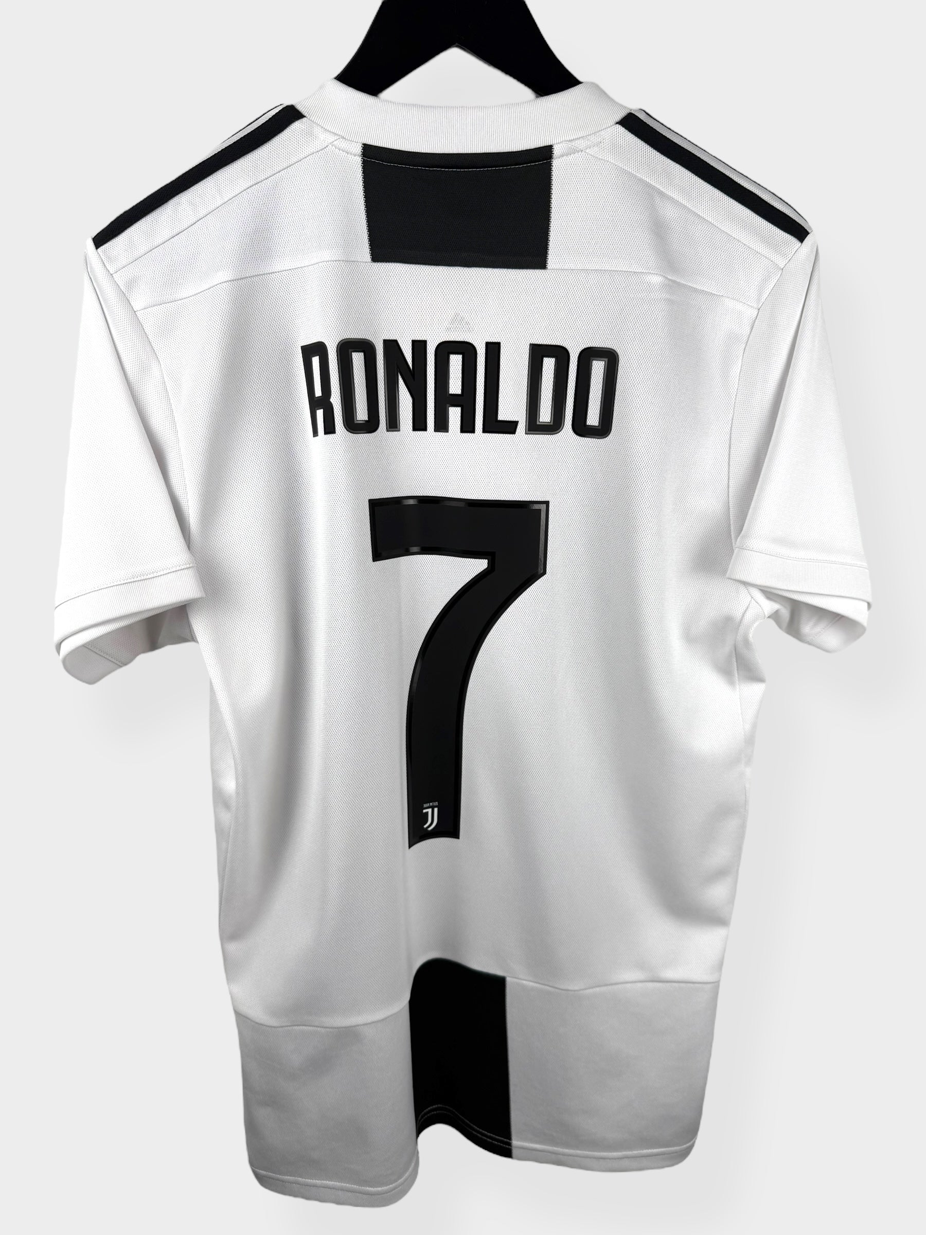 2018-19 JUVENTUS THUISSHIRT RONALDO #7 M