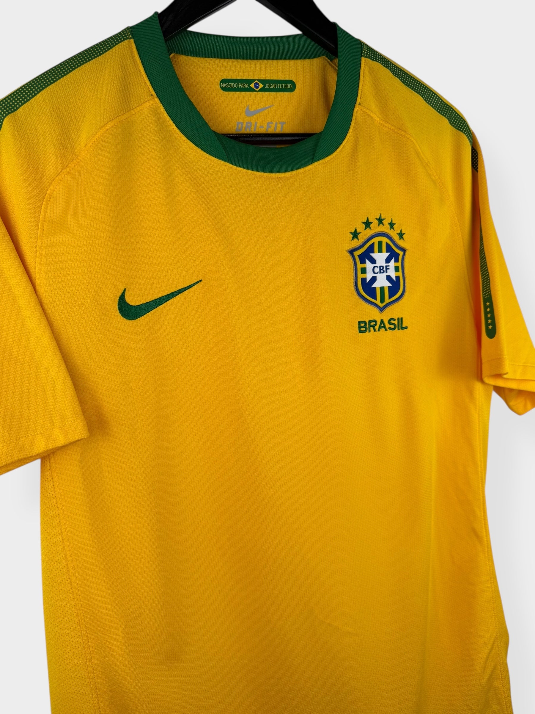 2010-11 BRAZIL HOME SHIRT M