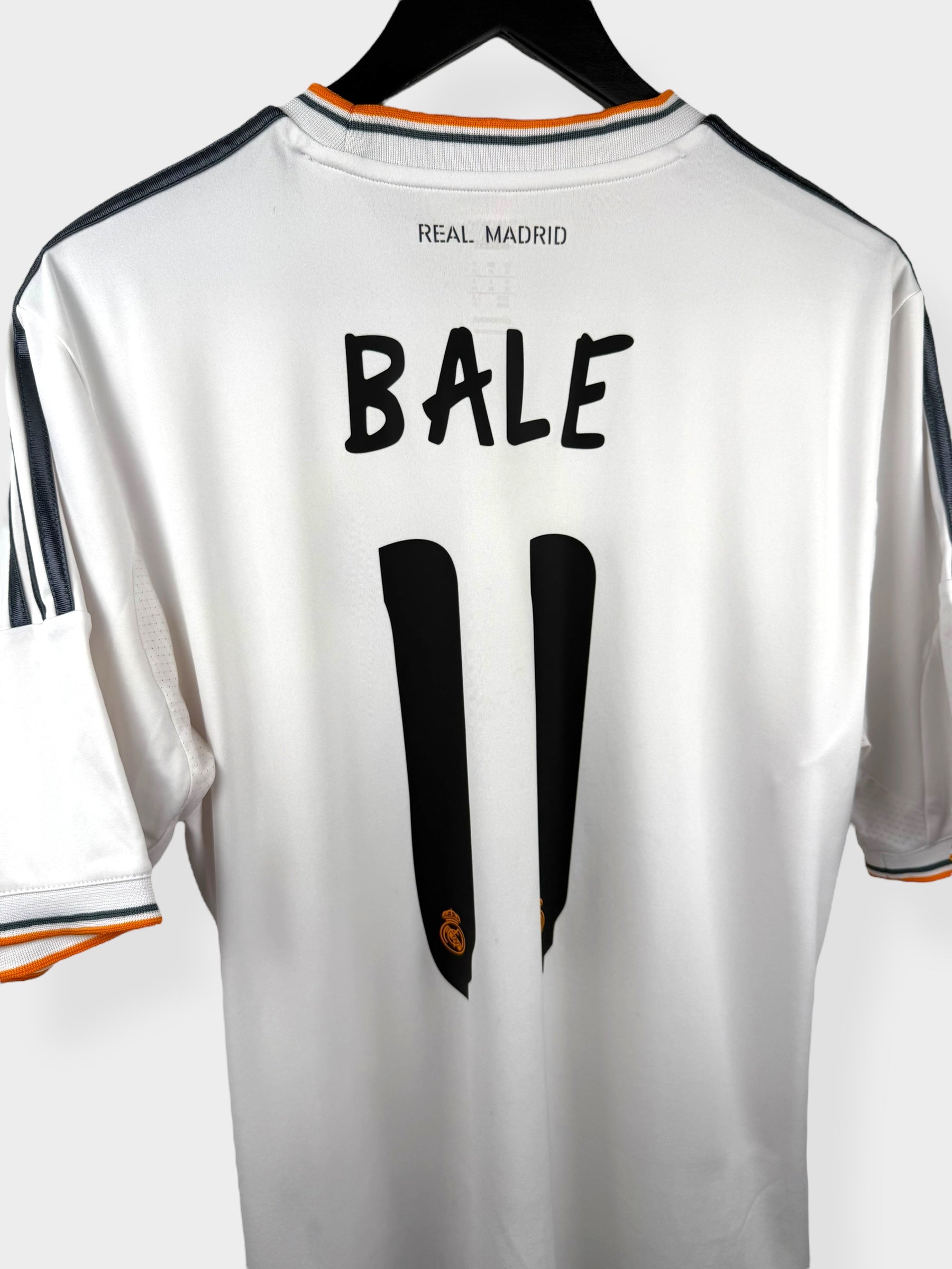 2013-14 REAL MADRID THUISSHIRT BALE #11 M