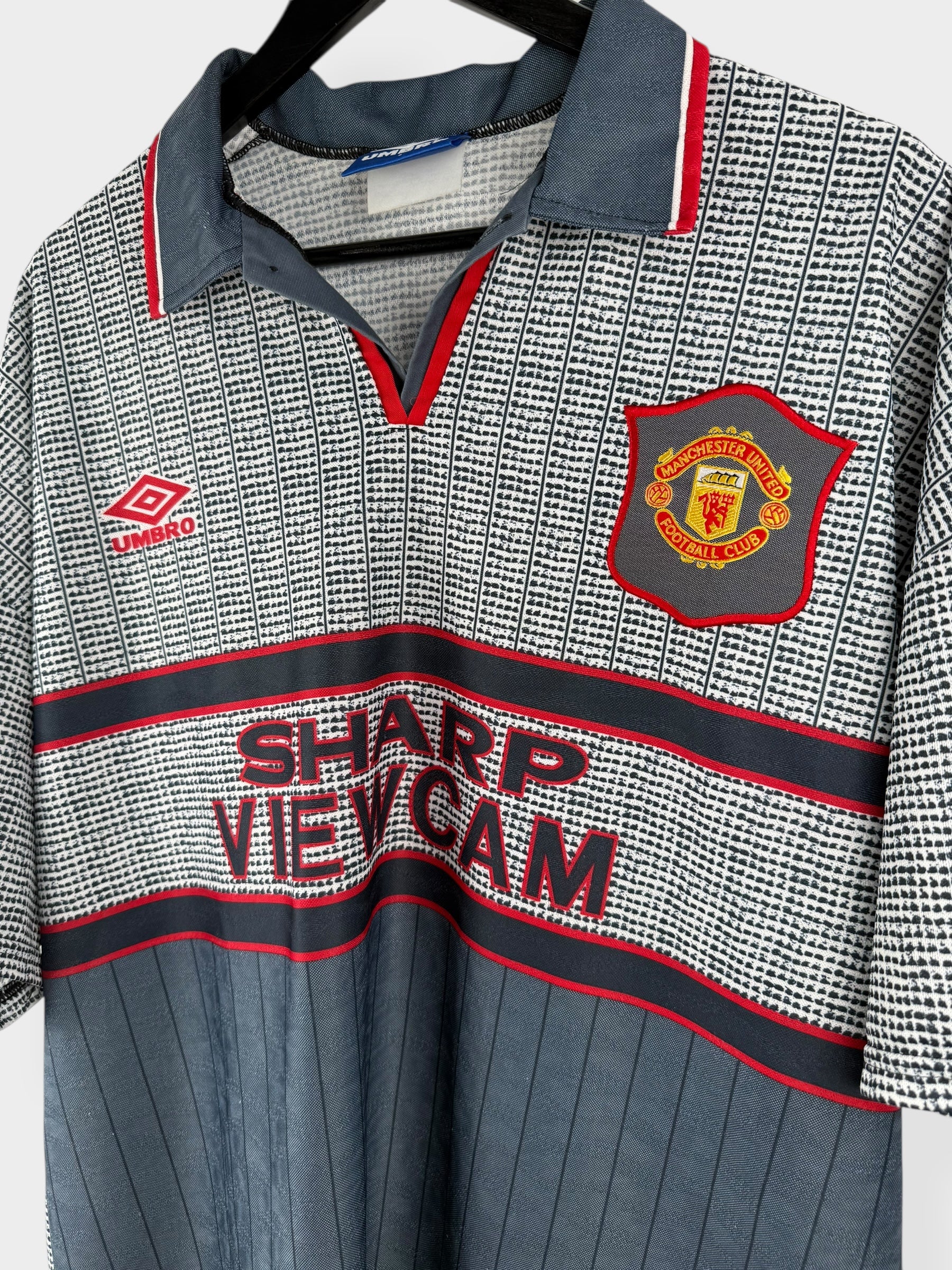 1995-96 MANCHESTER UNITED AWAY SHIRT CANTONA #7 XL