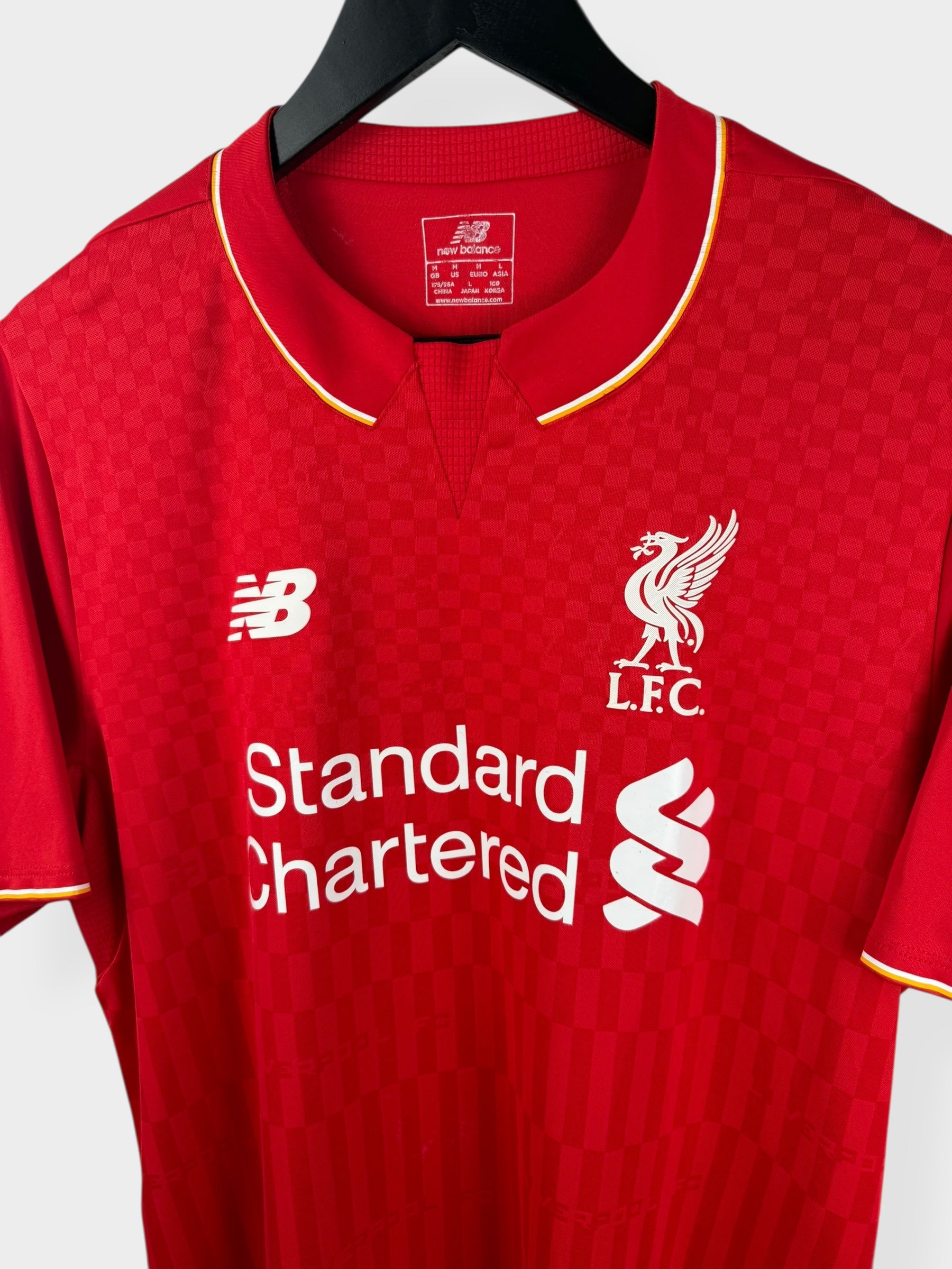 2015-16 LIVERPOOL THUISSHIRT BENTEKE #9 M