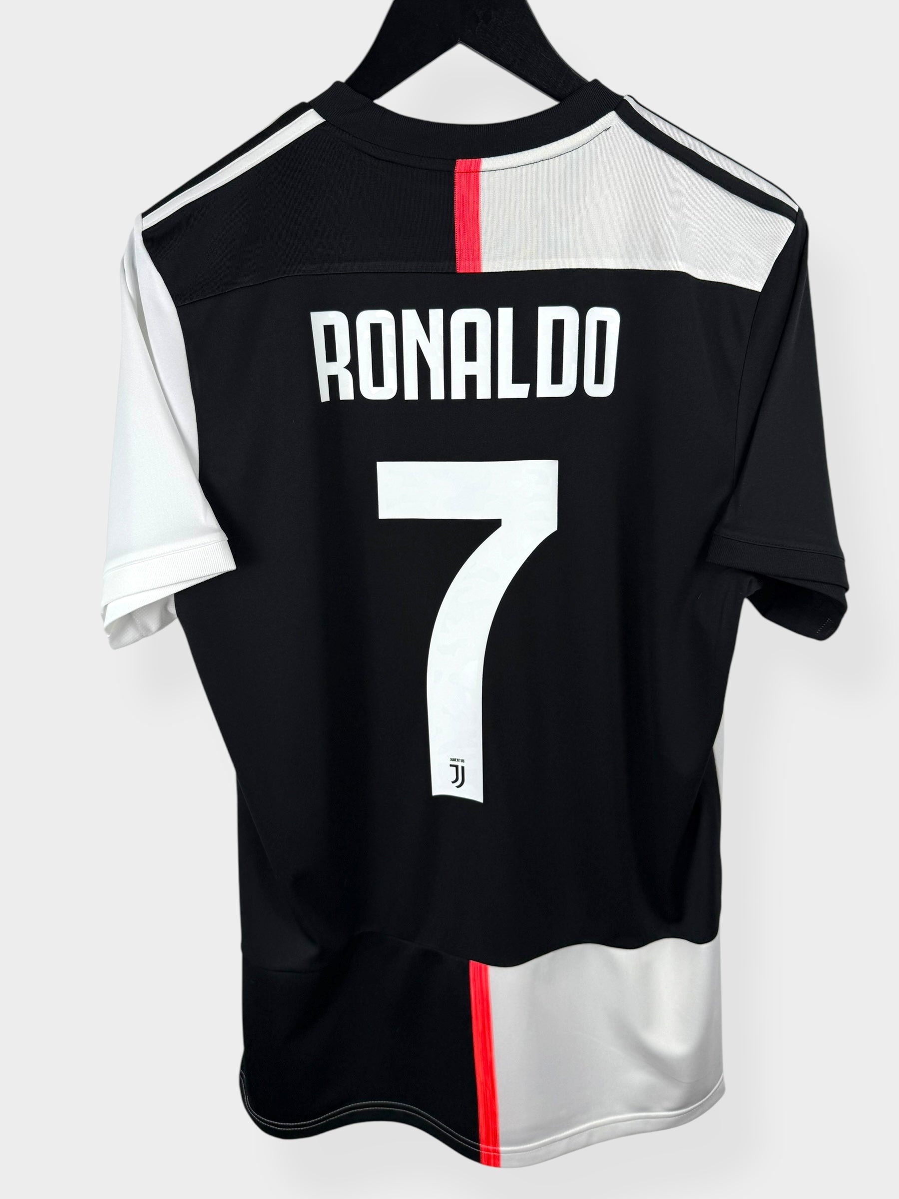 2019-20 JUVENTUS HOME SHIRT RONALDO #7 M