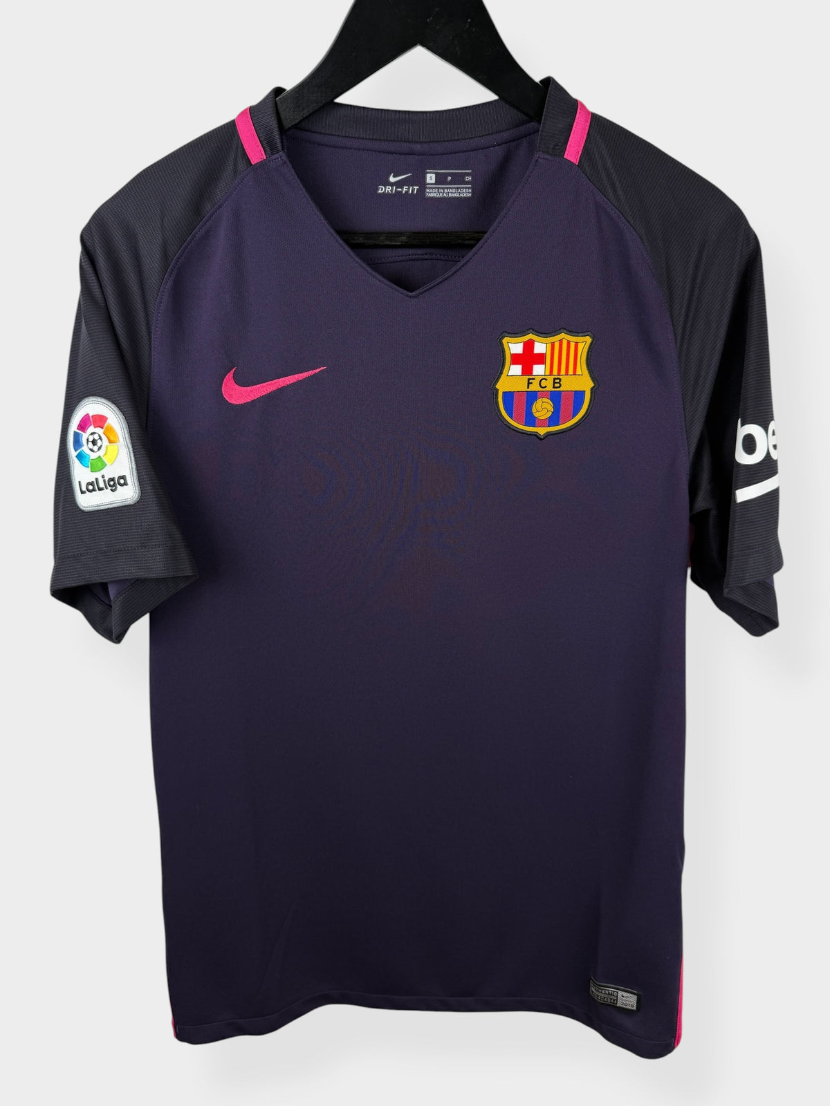 2016-17 BARCELONA AWAY SHIRT MESSI #10 S