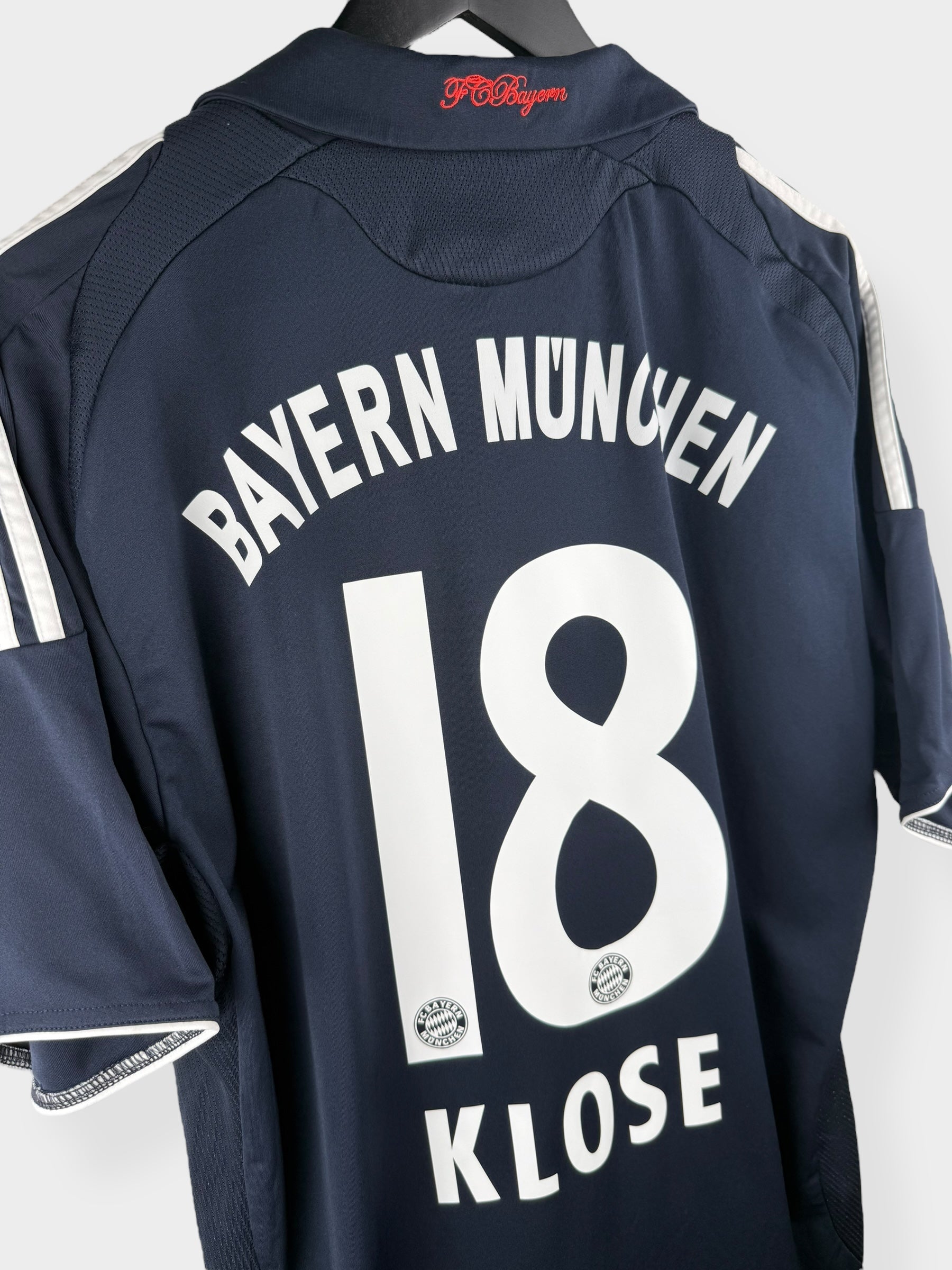 2008-09 BAYERN MUNICH AWAY SHIRT KLOSE #18 L