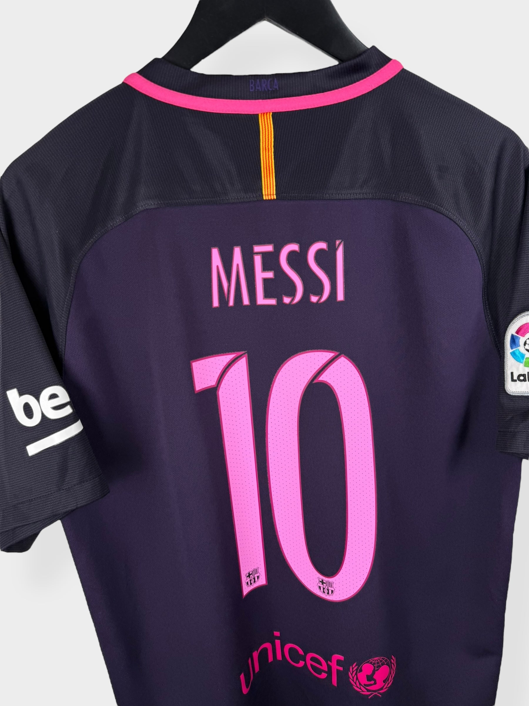 2016-17 BARCELONA AWAY SHIRT MESSI #10 L