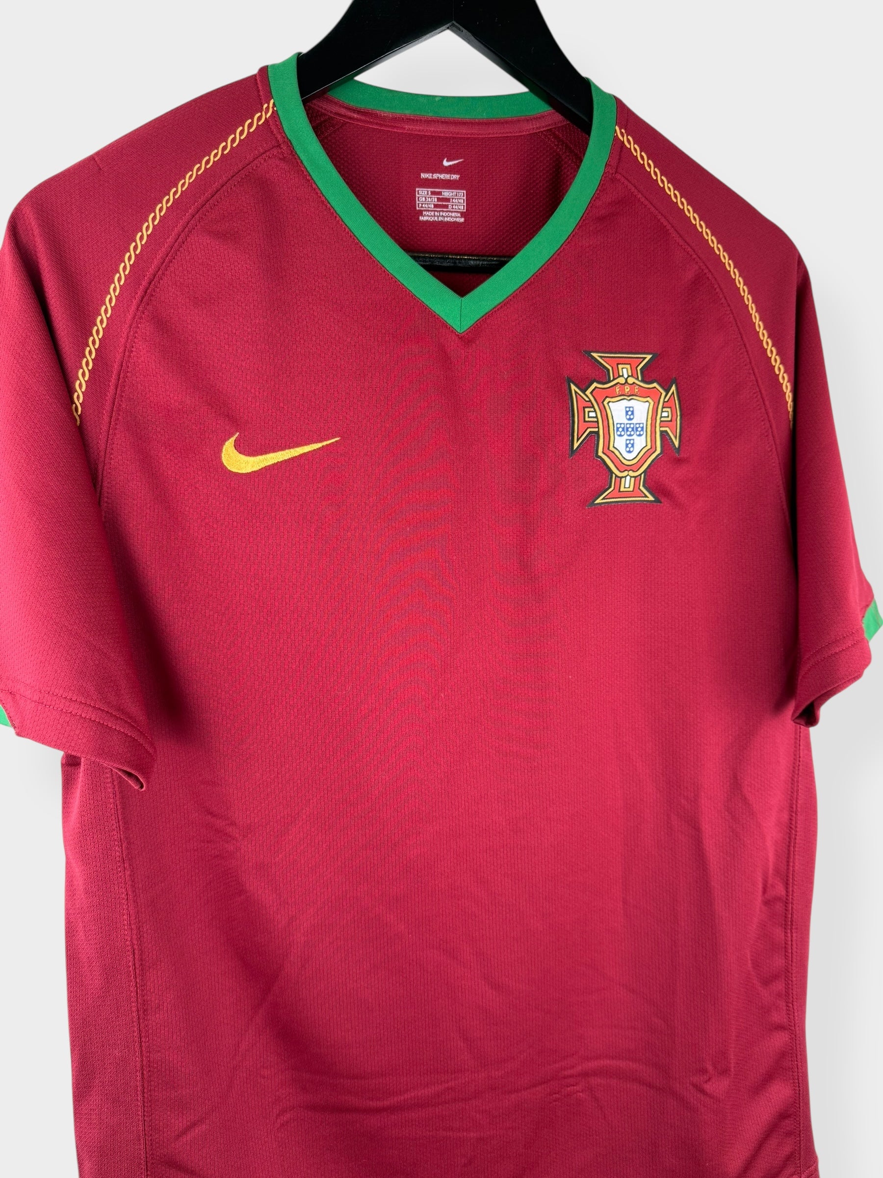 2006-08 PORTUGAL HOME SHIRT S