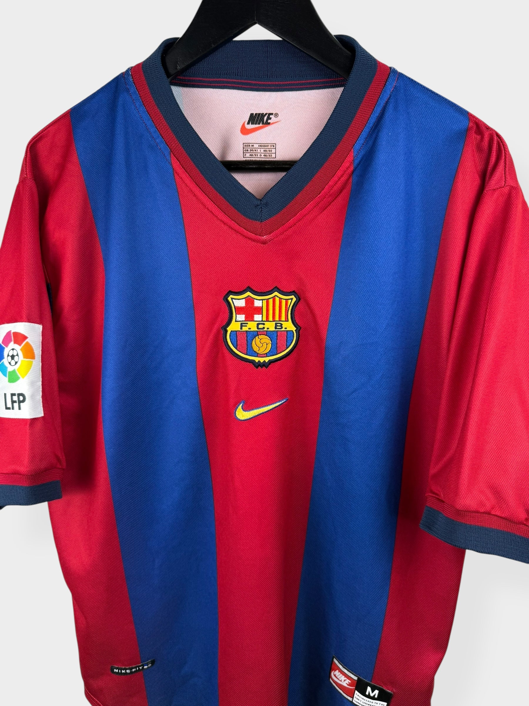 2001-02 BARCELONA HOME SHIRT RIVALDO #10 M - Authentic Football Club