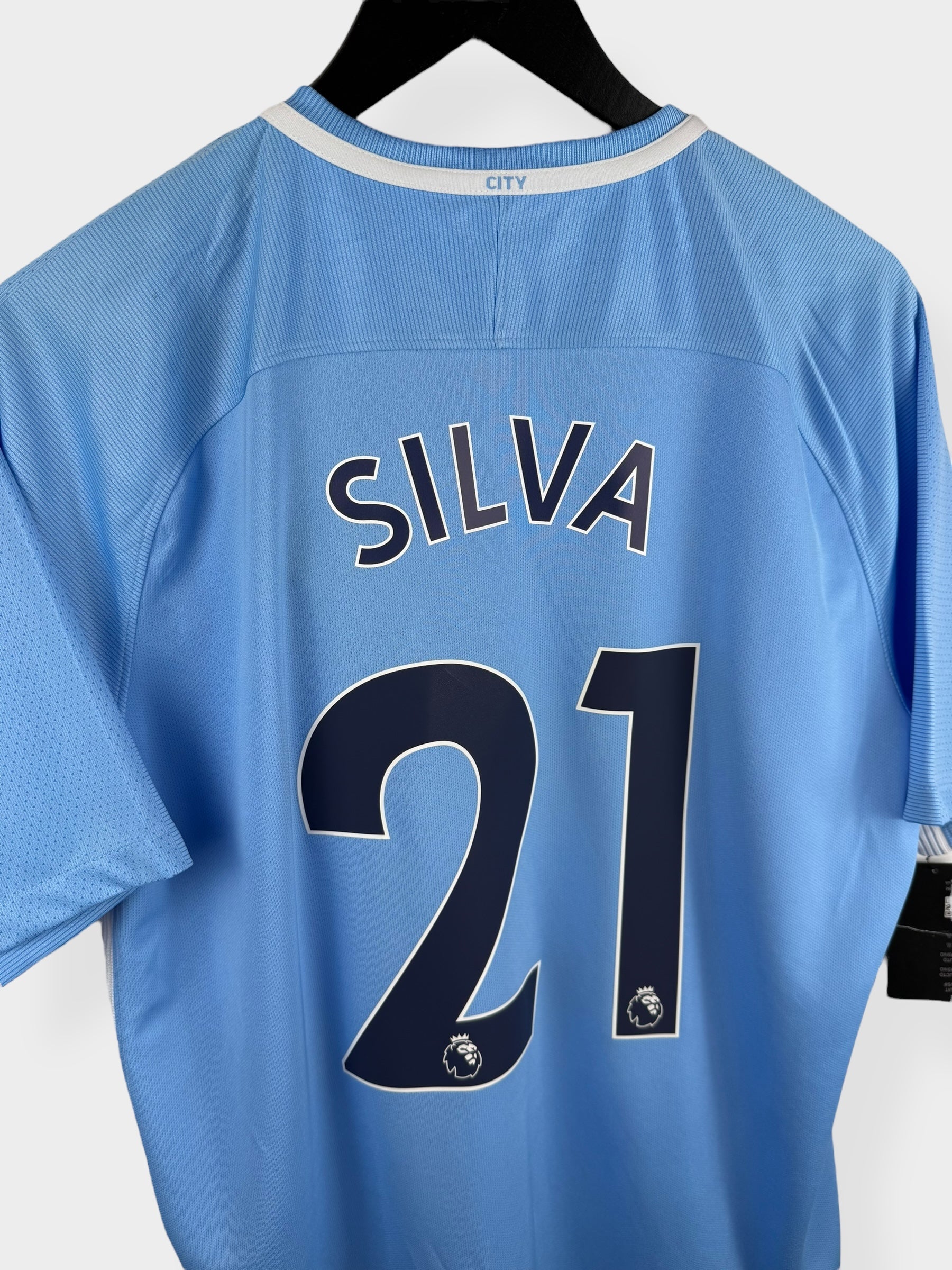 2017-18 MANCHESTER CITY HOME SHIRT SILVA #21 L - Authentic Football Club