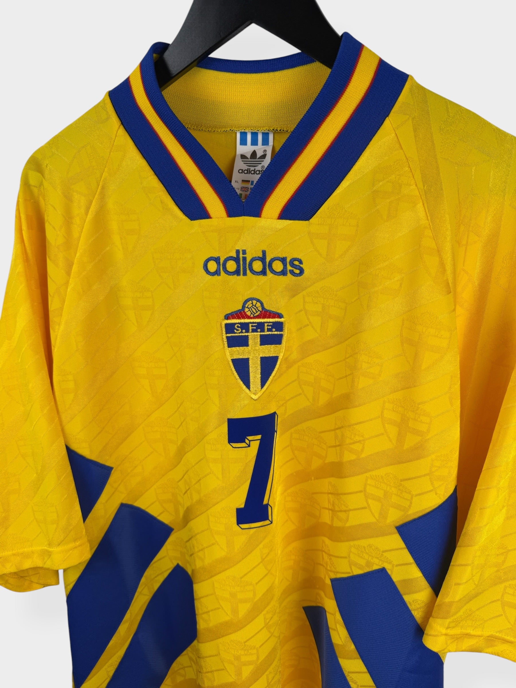 1994–96 SCHWEDEN HEIMTRIKOT LARSSON #7 XL