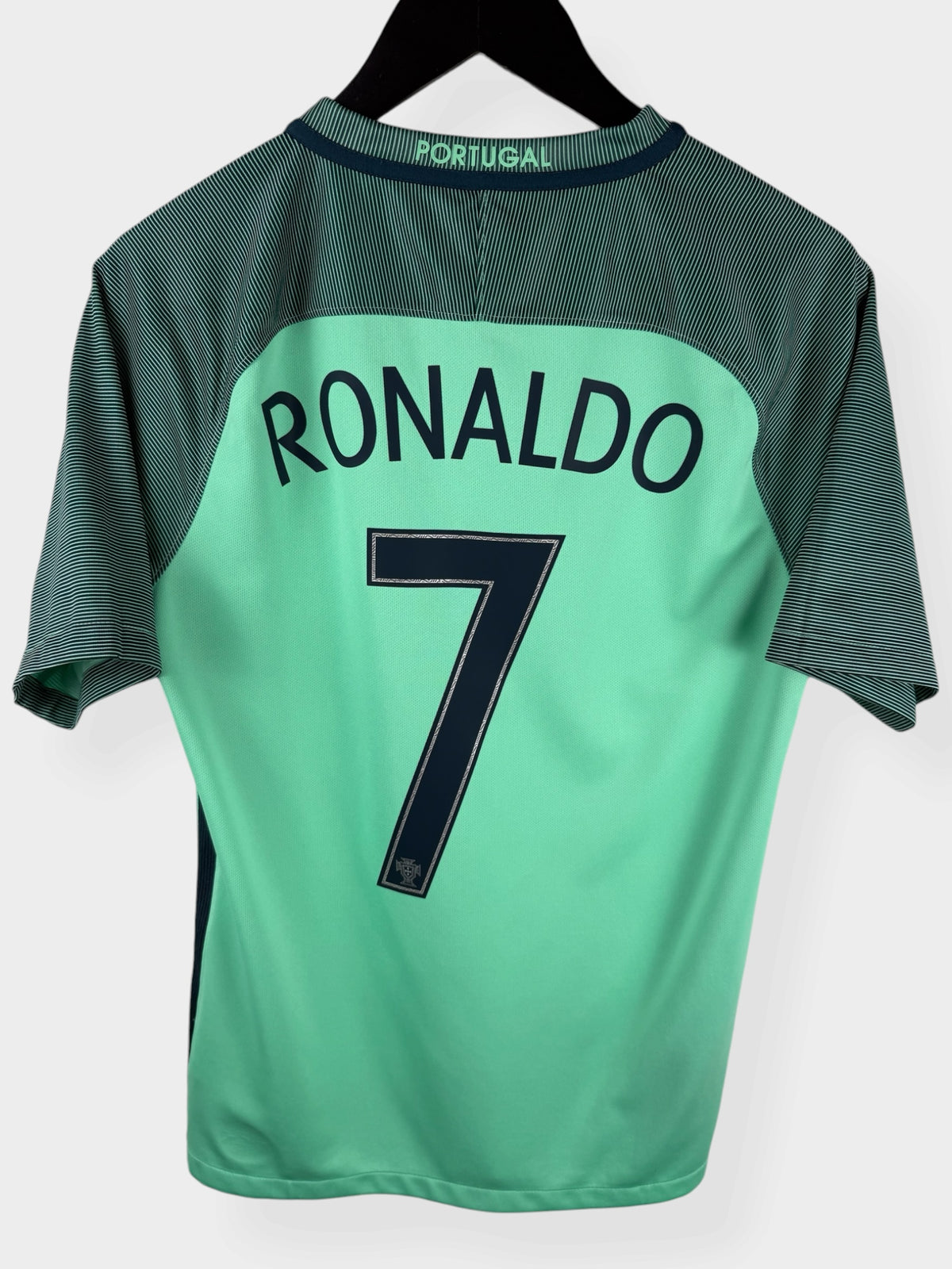 2016-17 PORTUGAL AWAY SHIRT RONALDO #7 S - Authentic Football Club