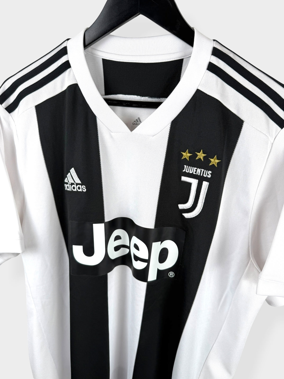 2018-19 JUVENTUS HOME SHIRT RONALDO #7 L