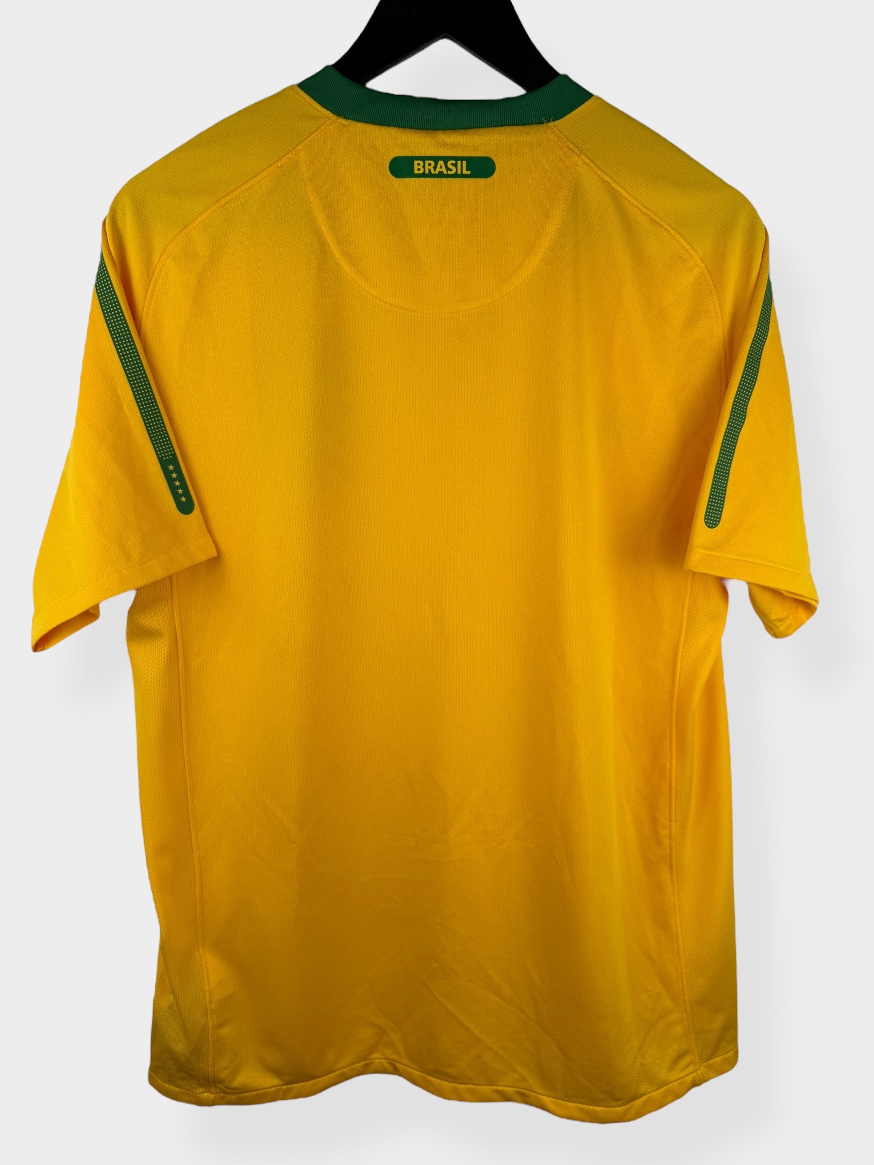 2010-11 BRAZIL HOME SHIRT M