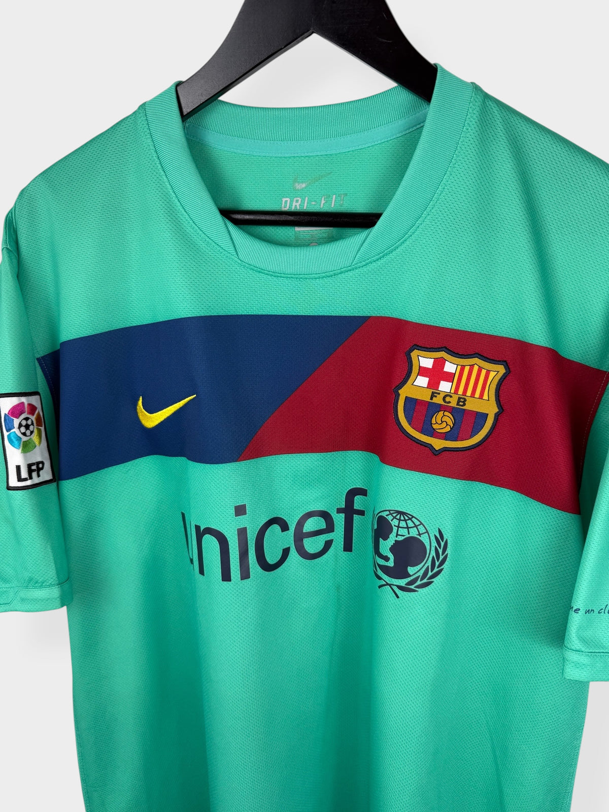 MAILLOT EXTÉRIEUR DE BARCELONE 2010-11 MESSI #10 XL