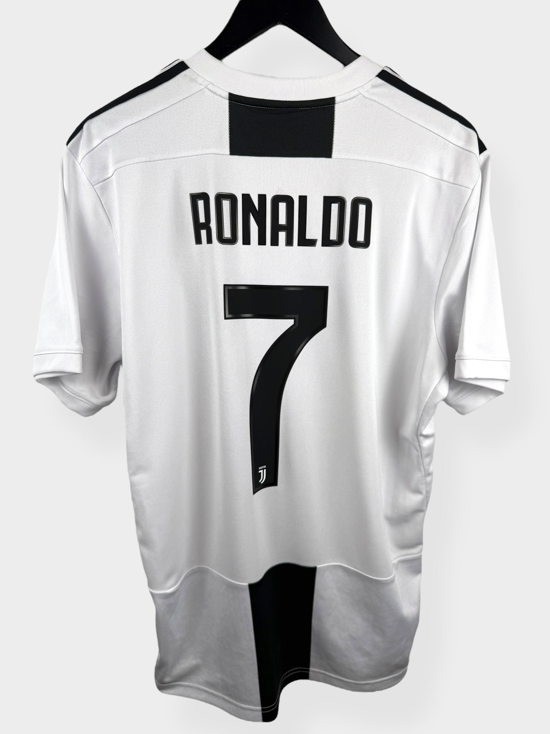 2018-19 JUVENTUS THUISSHIRT RONALDO #7 L